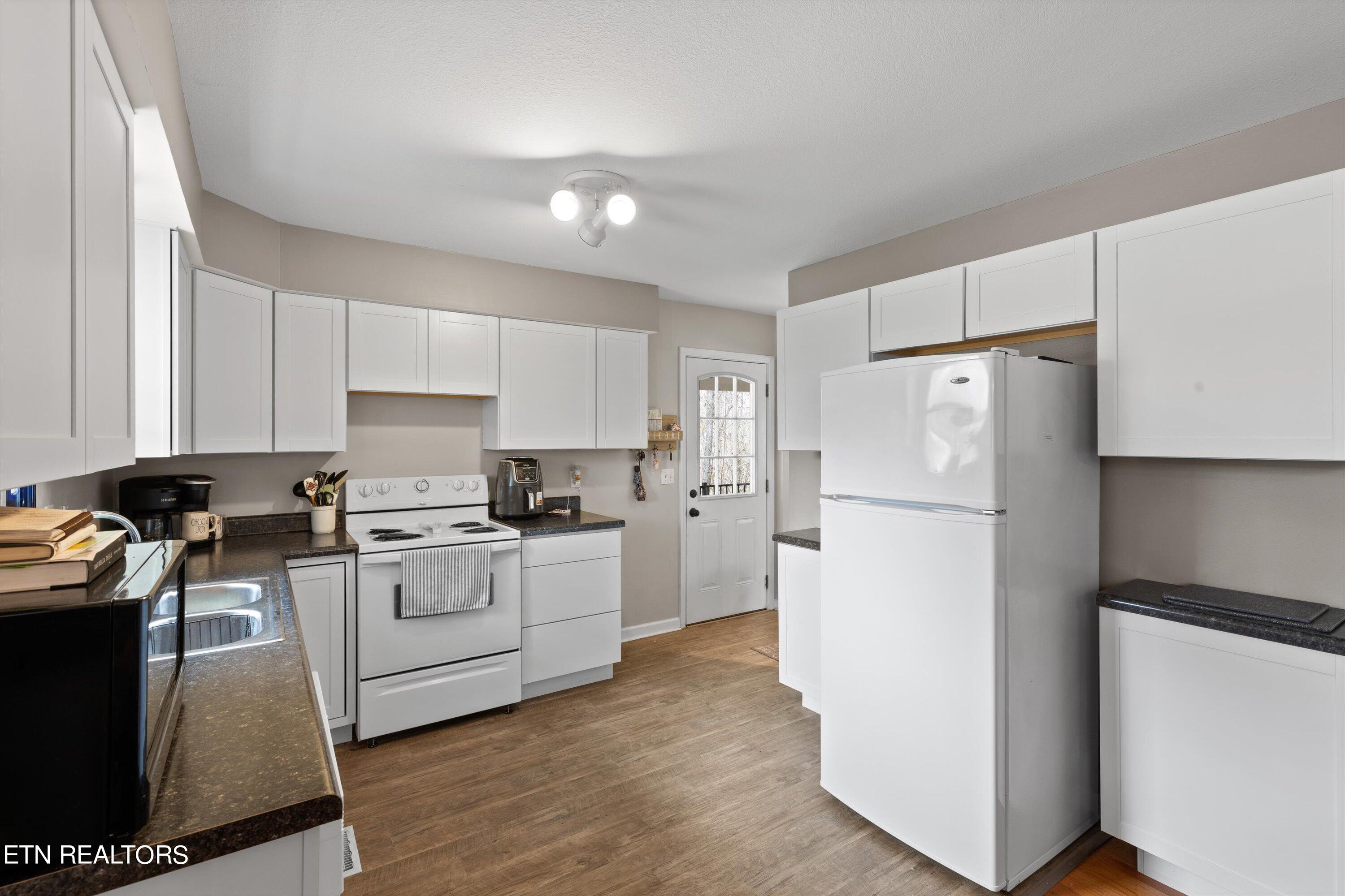 502 Skyline View Lane