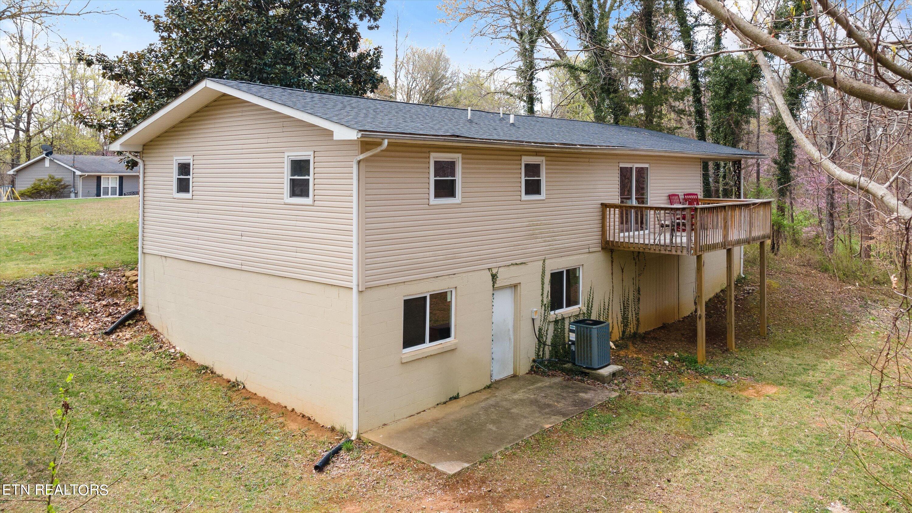 502 Skyline View Lane