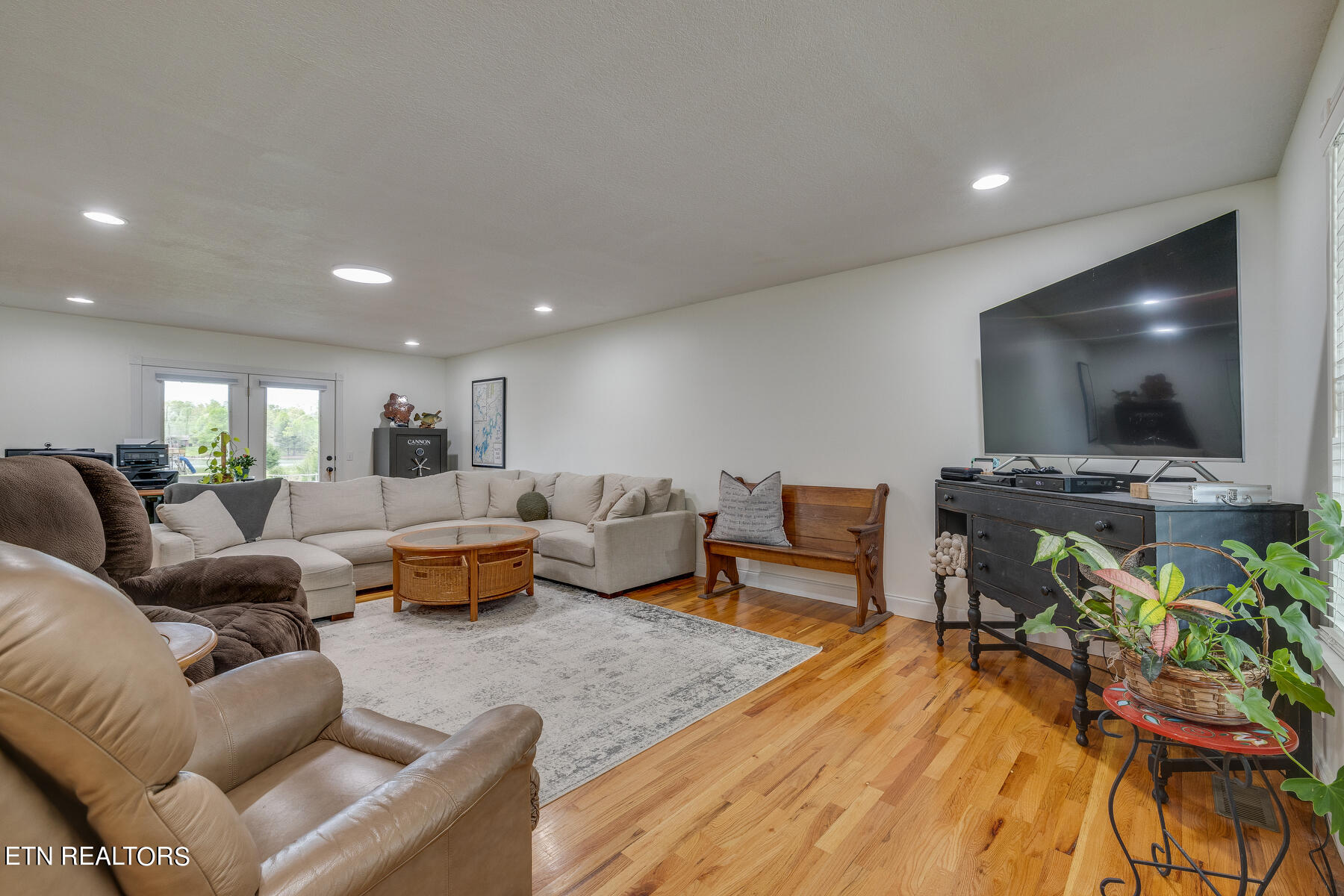 1753 State Hwy TN 304 (River Rd)