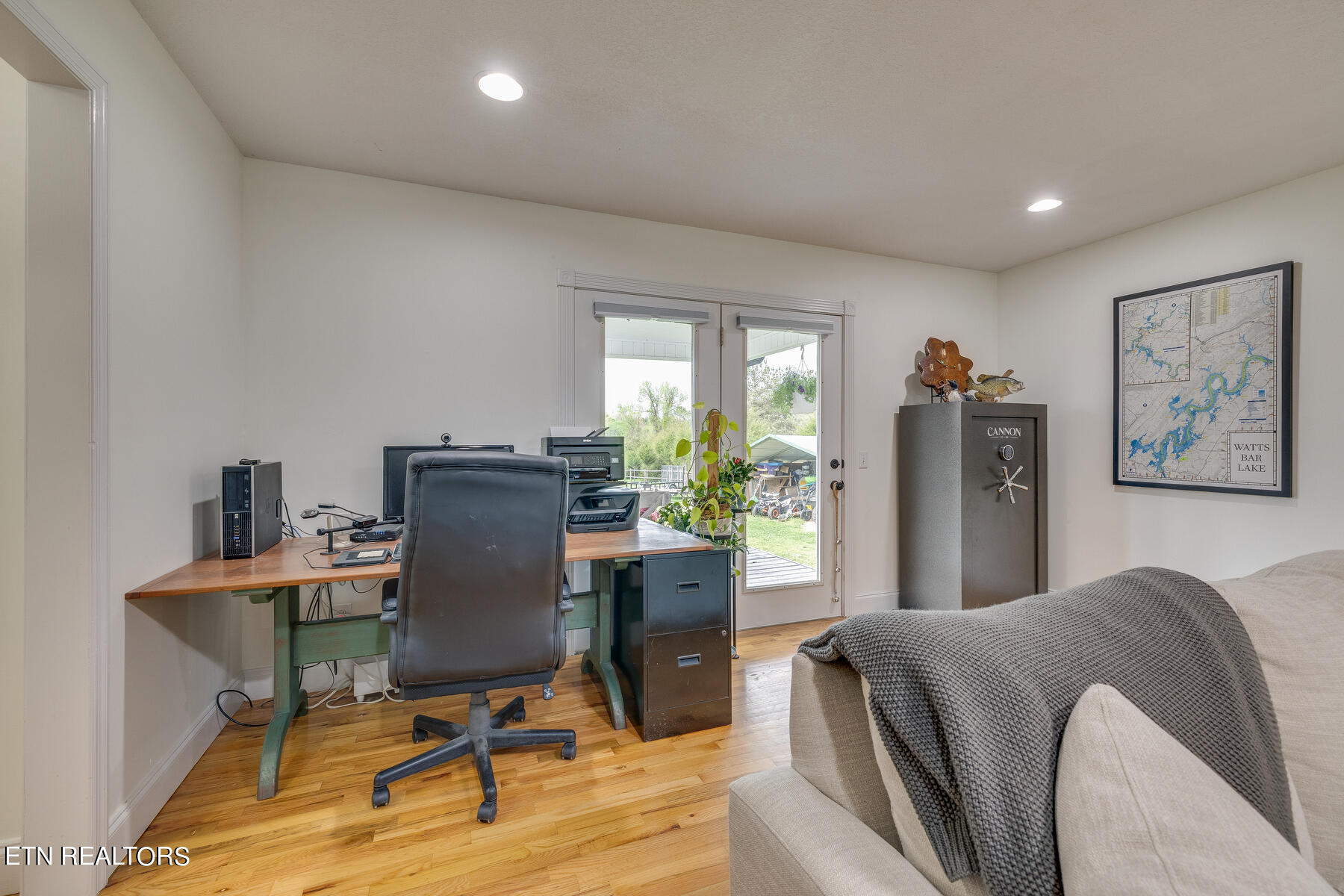 1753 State Hwy TN 304 (River Rd)