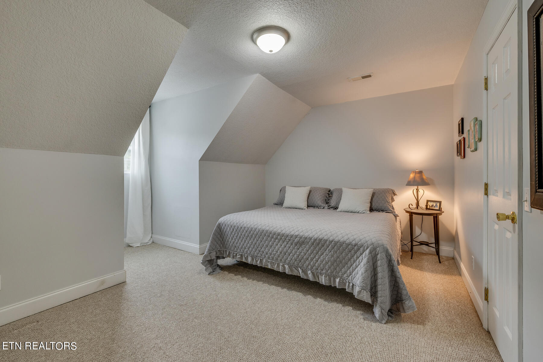 1753 State Hwy TN 304 (River Rd)