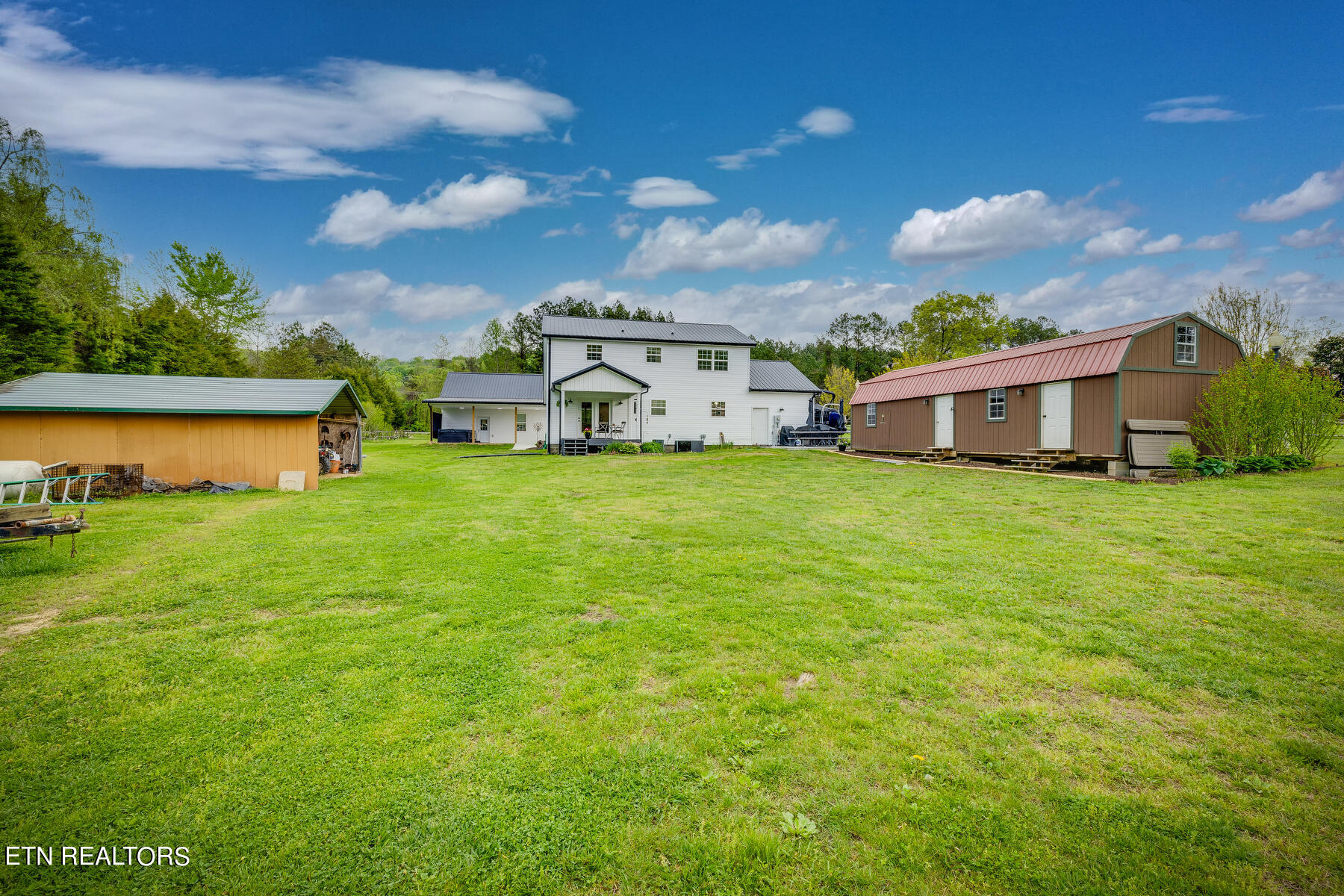 1753 State Hwy TN 304 (River Rd)