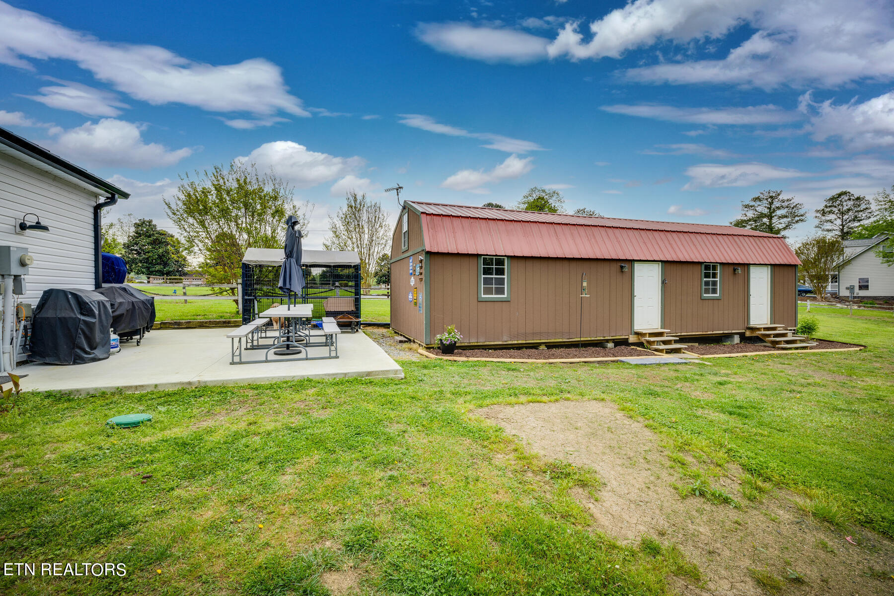 1753 State Hwy TN 304 (River Rd)