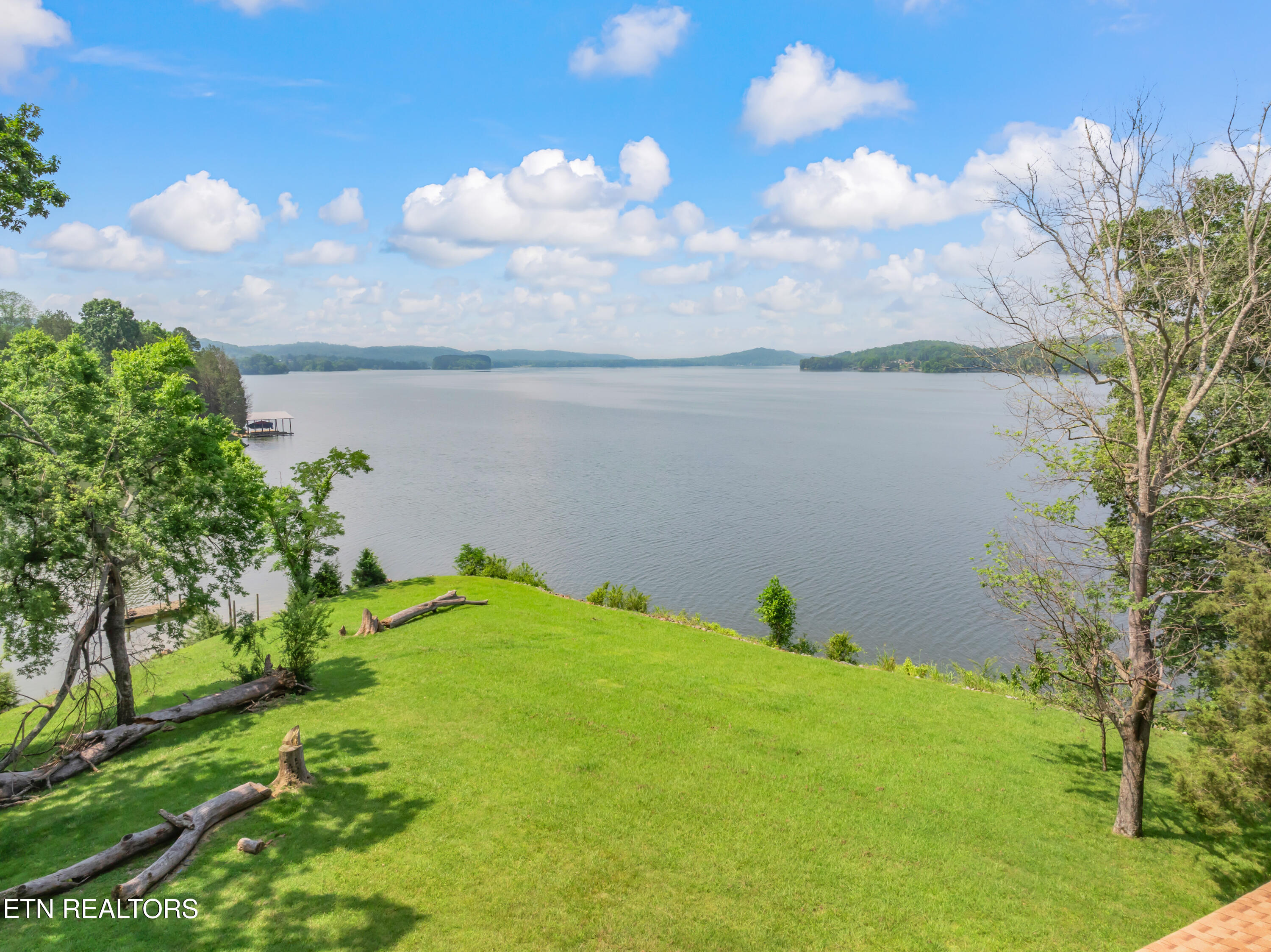 460 Lake Harbor Drive