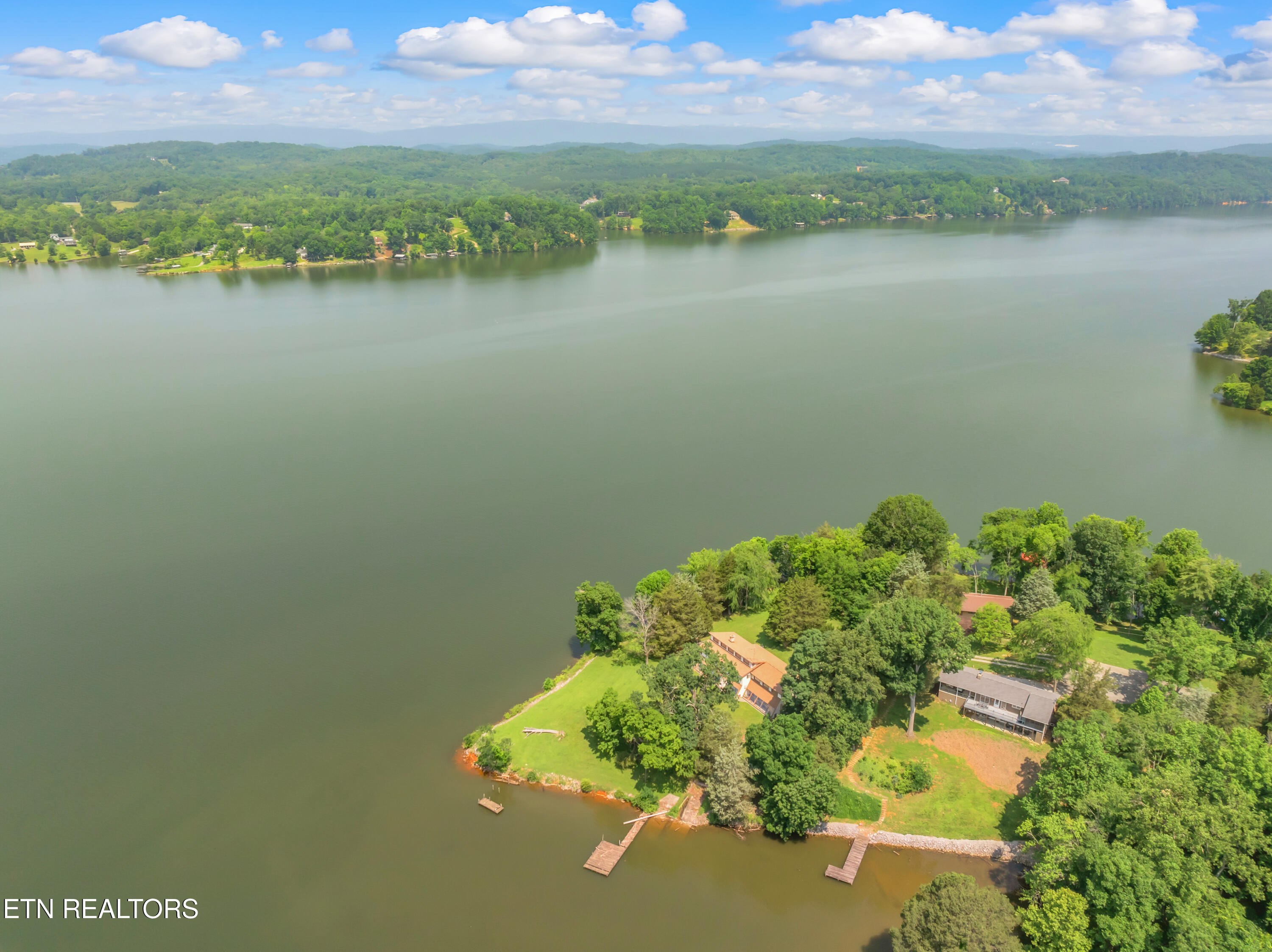 460 Lake Harbor Drive