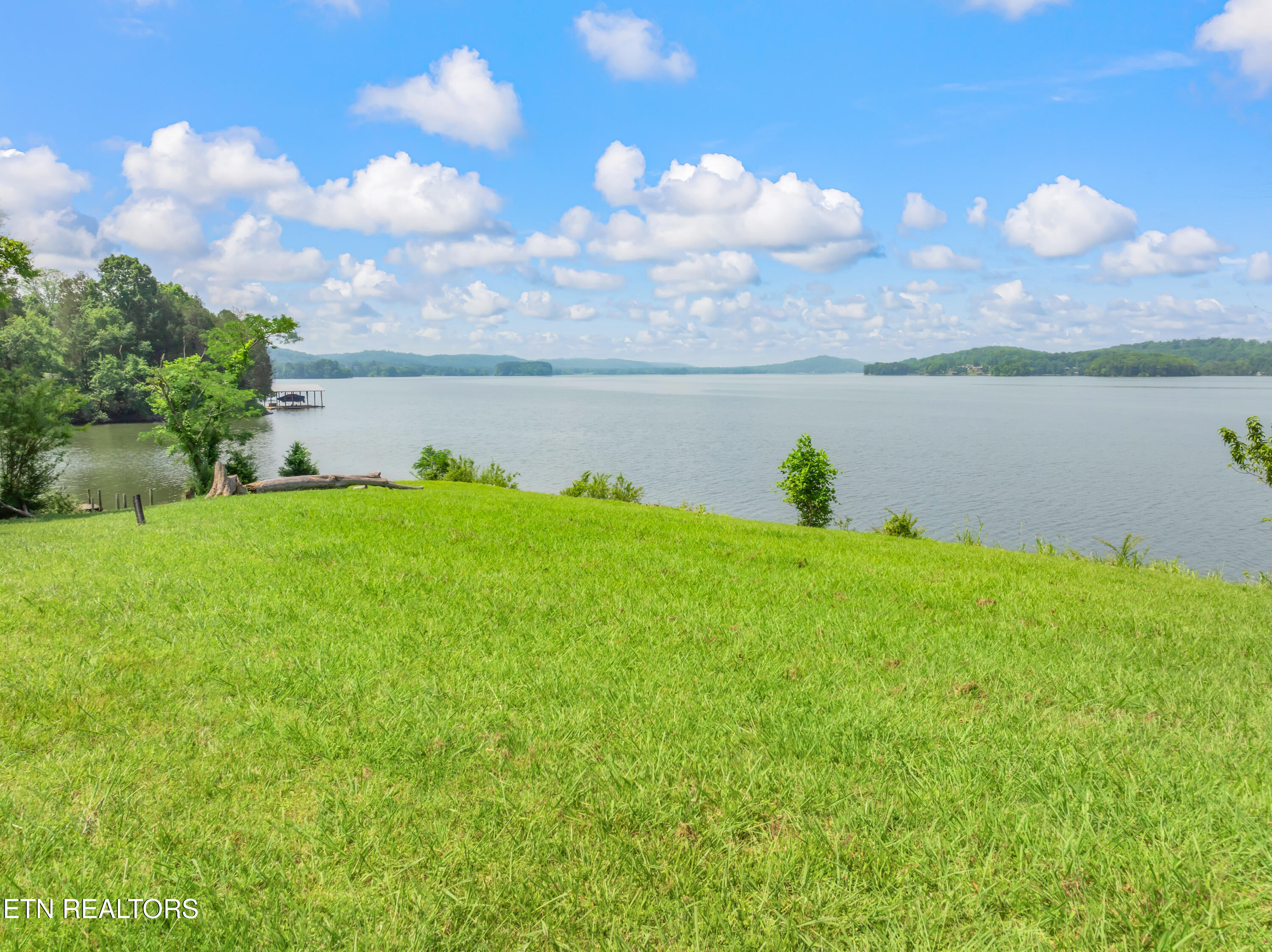 460 Lake Harbor Drive