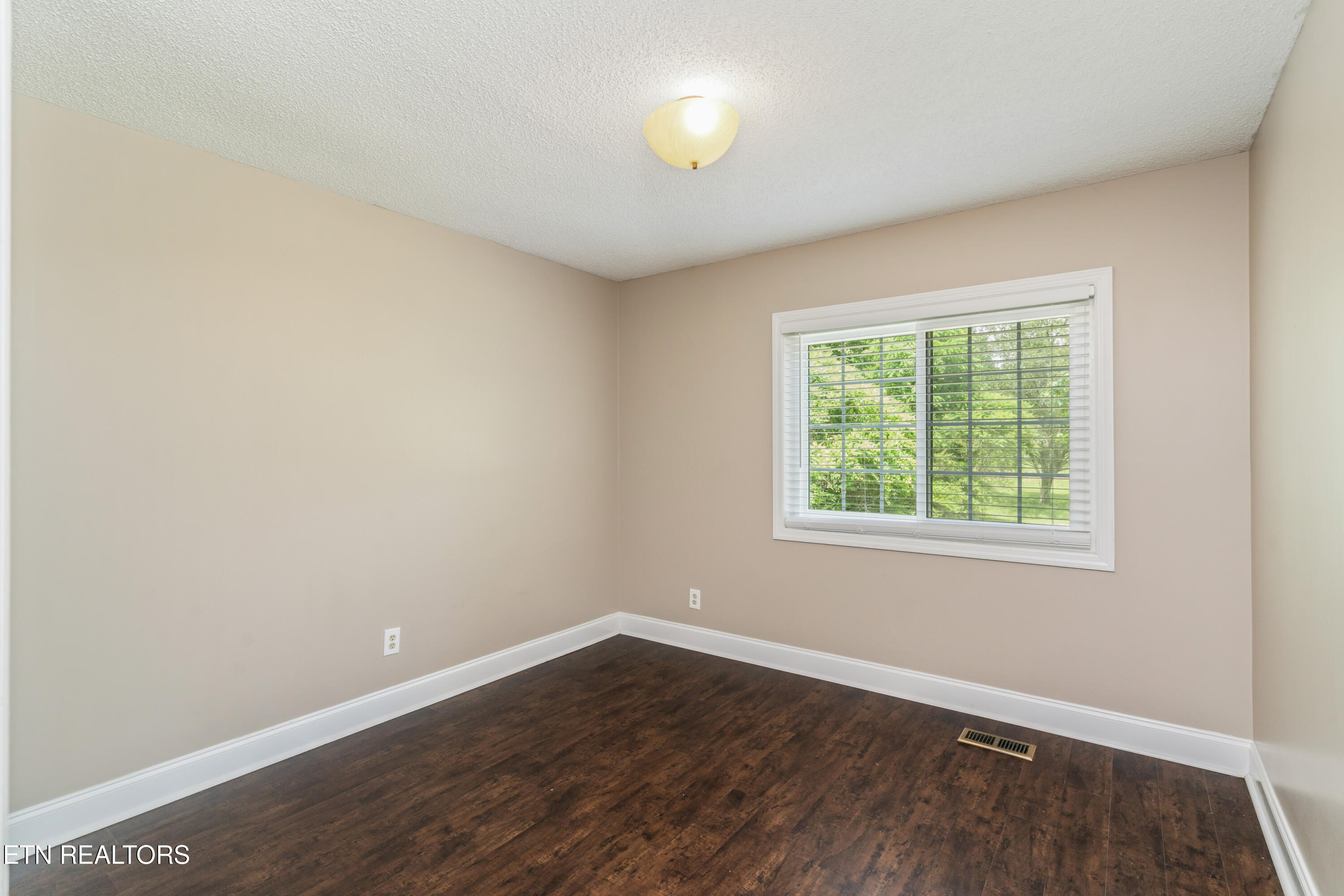 3781 Sugar Grove Valley