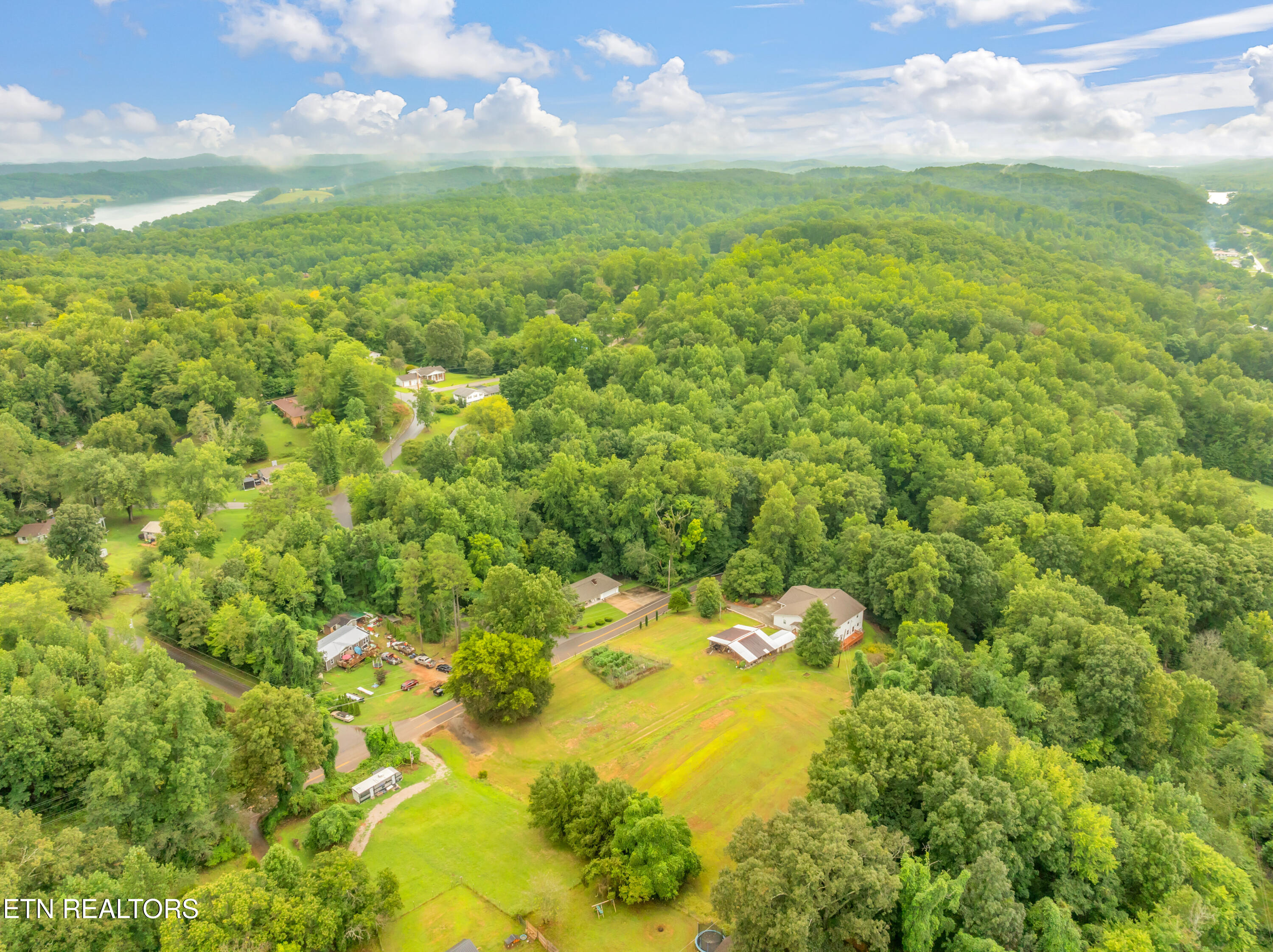 233 Duncan Hollow Rd, Harriman