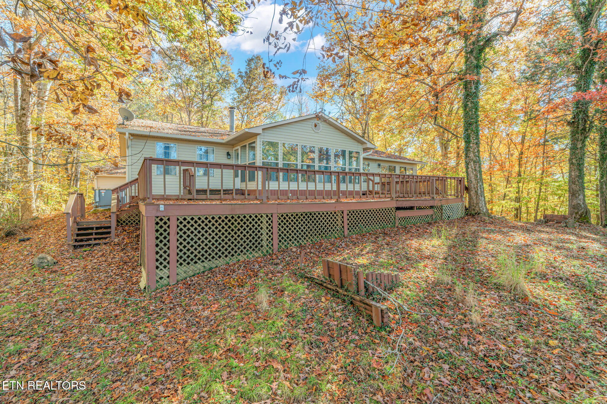367 Emory River Rd