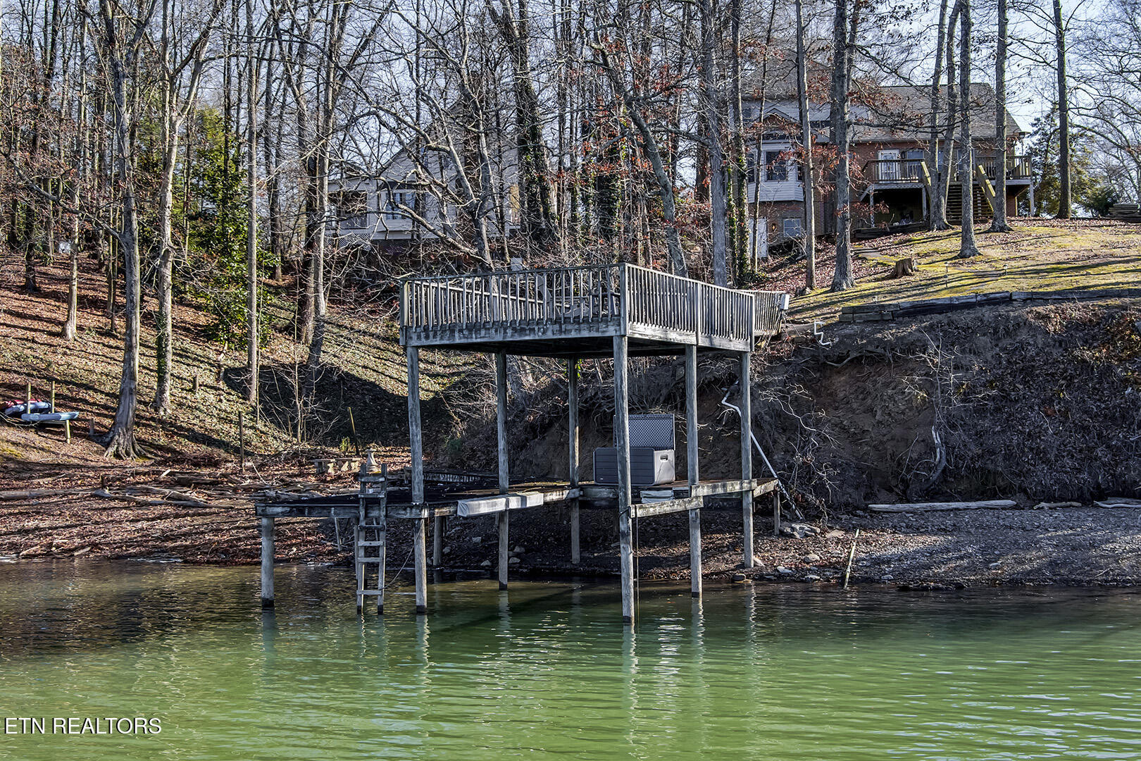 1200 River Oaks Drive