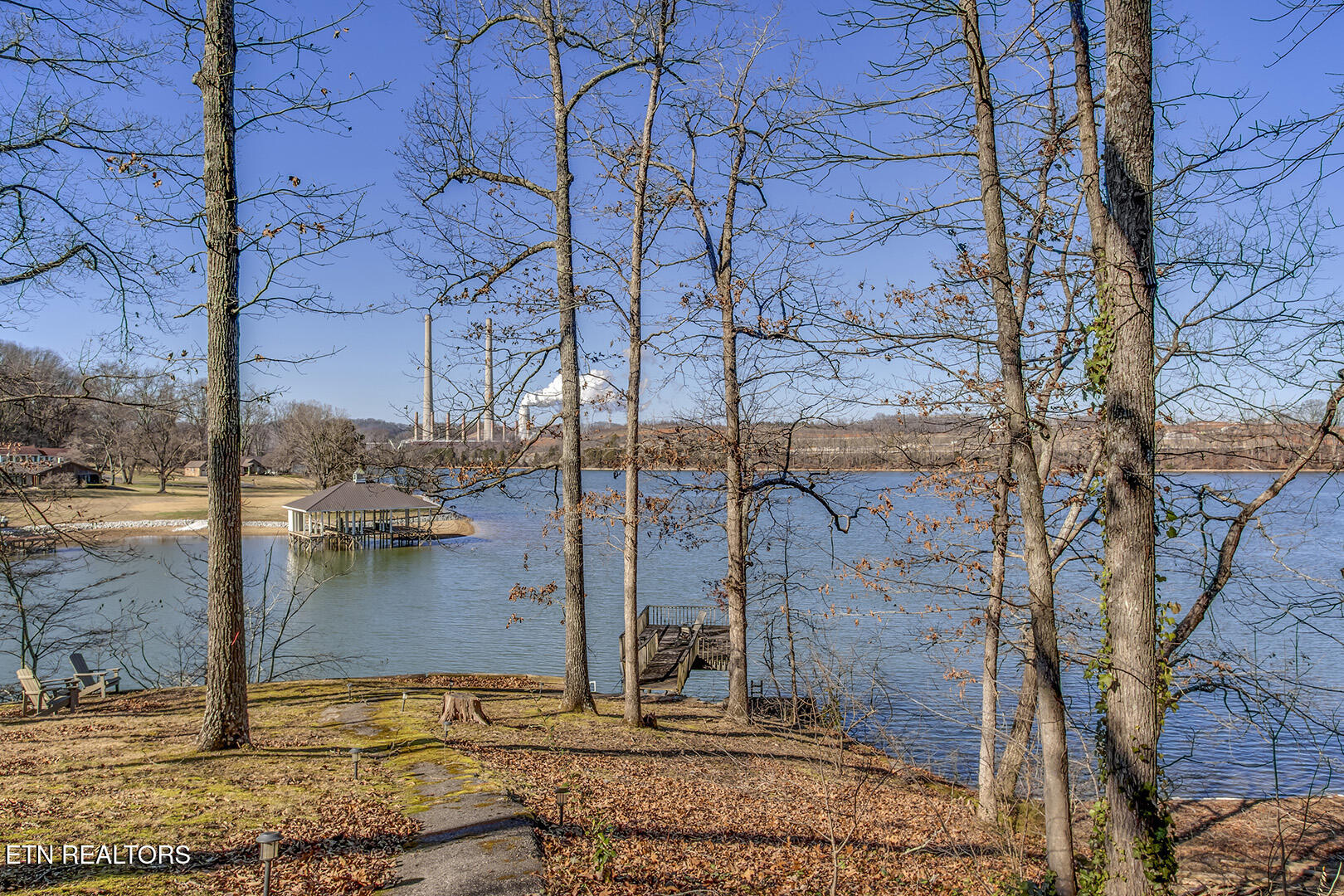 1200 River Oaks Drive
