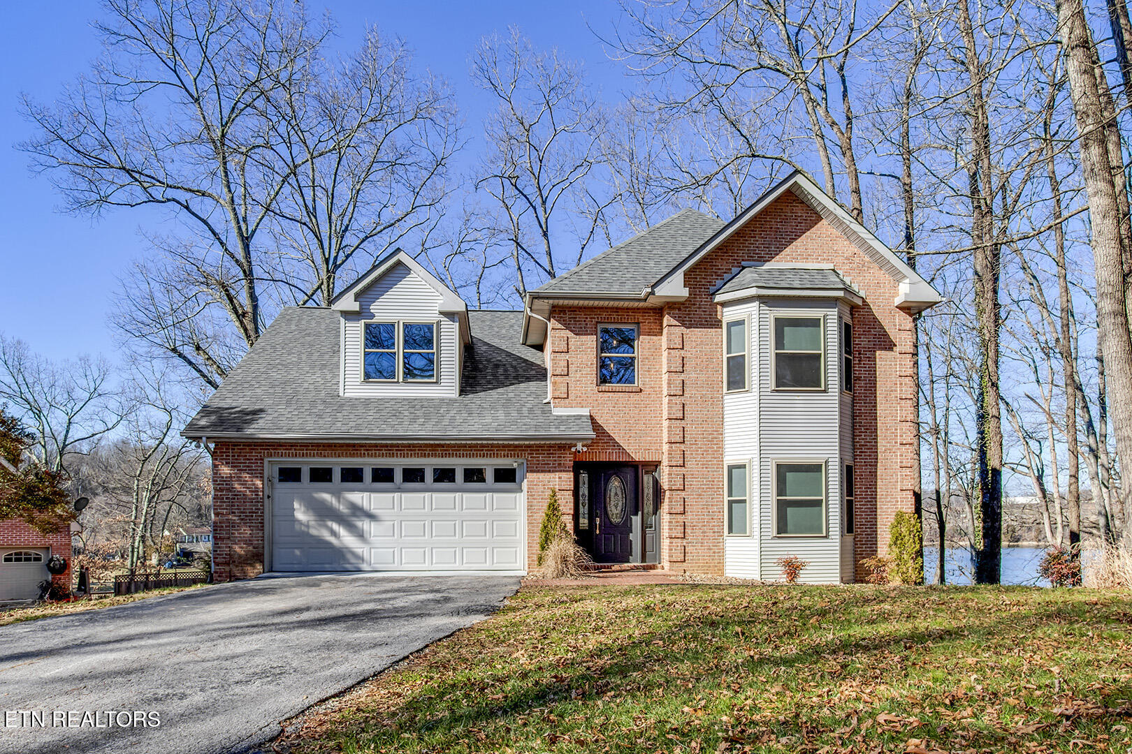 1200 River Oaks Drive