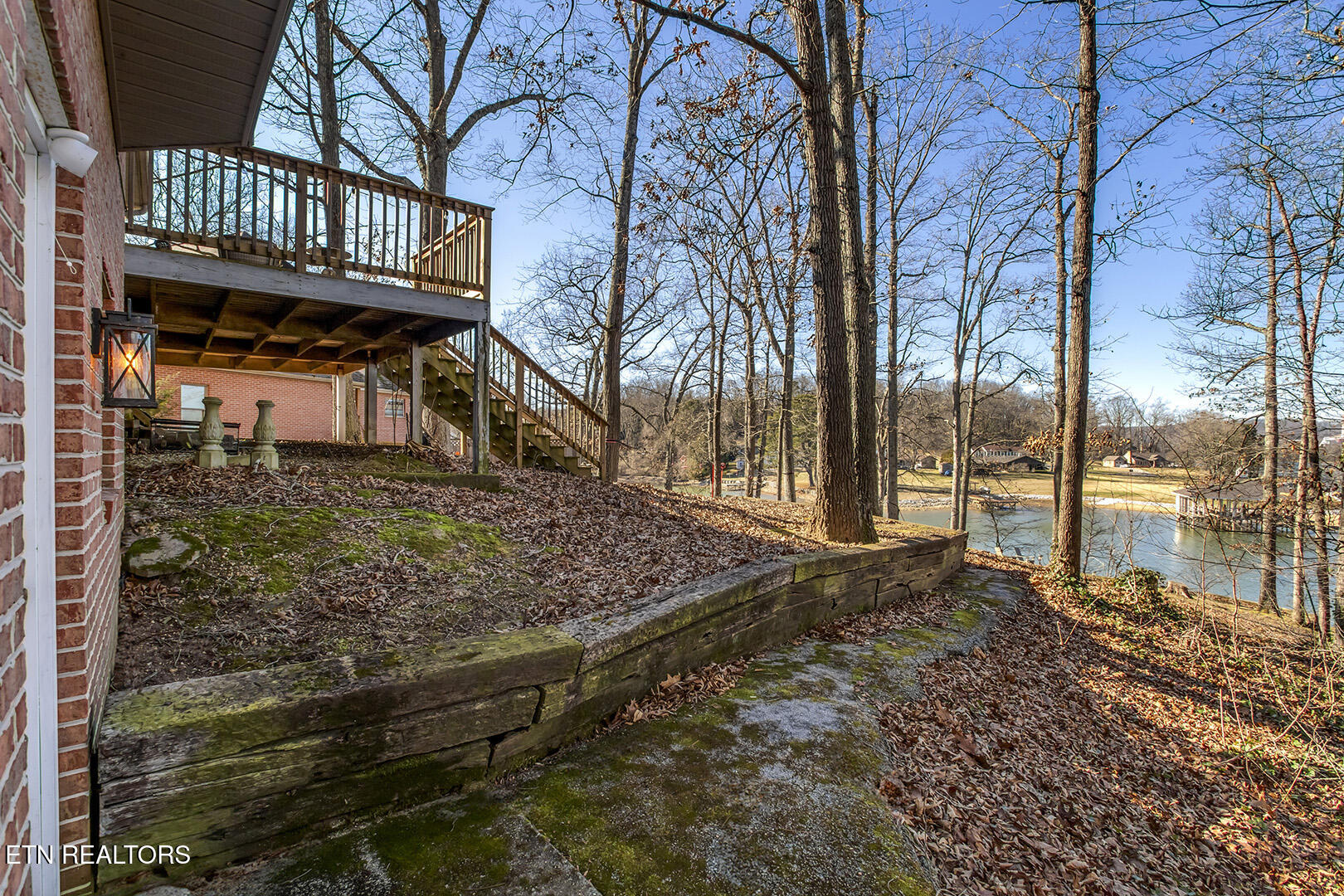 1200 River Oaks Drive