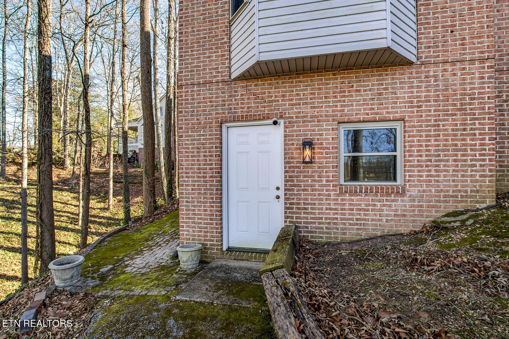 1200 River Oaks Drive