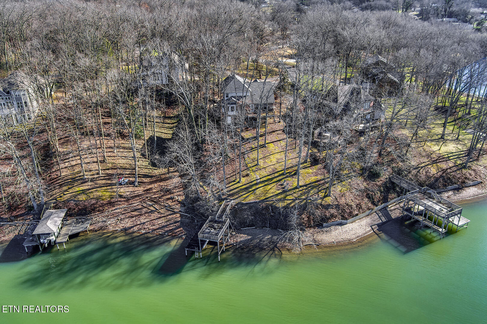 1200 River Oaks Drive