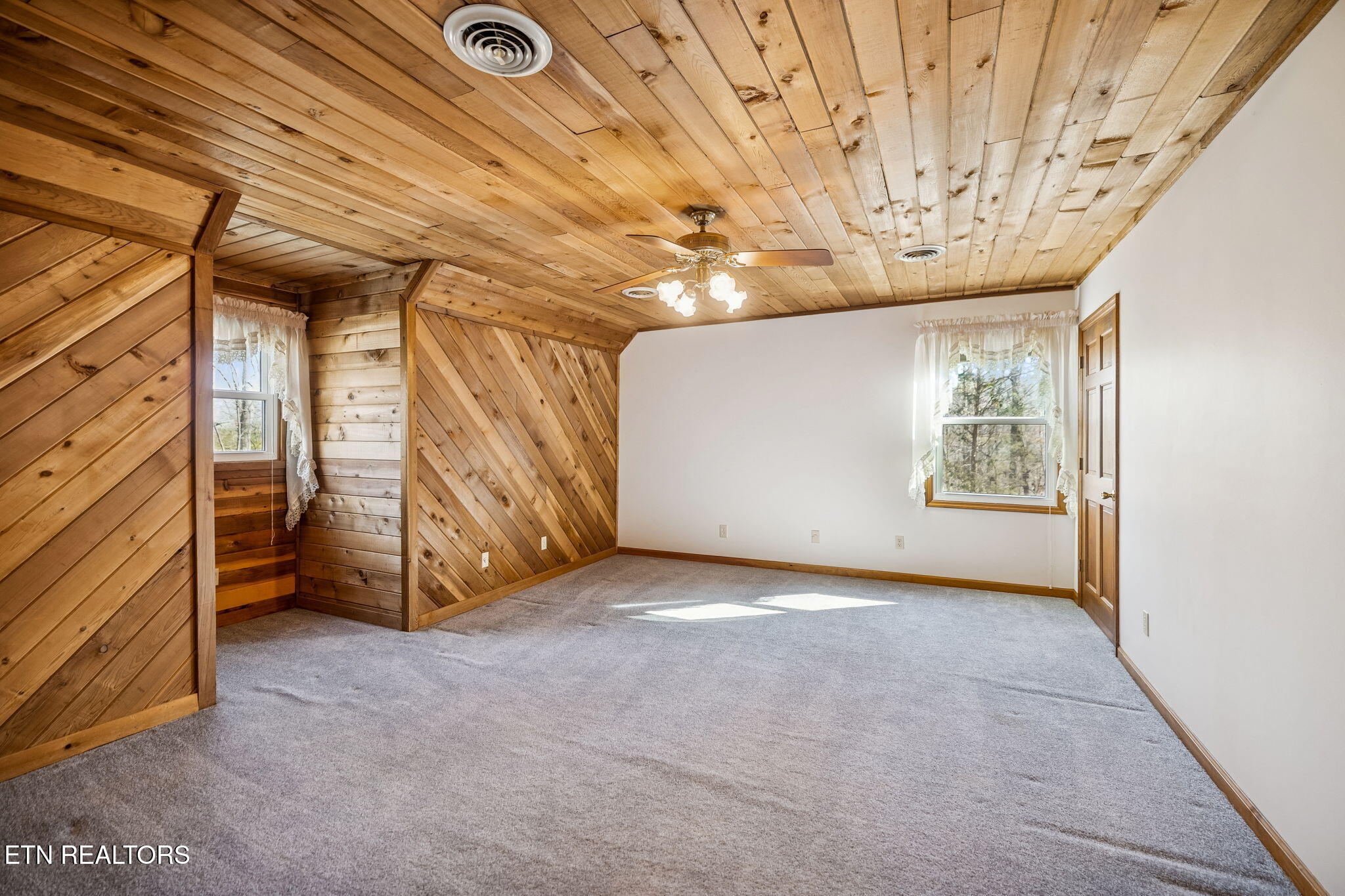 144 Cross Creek Lane