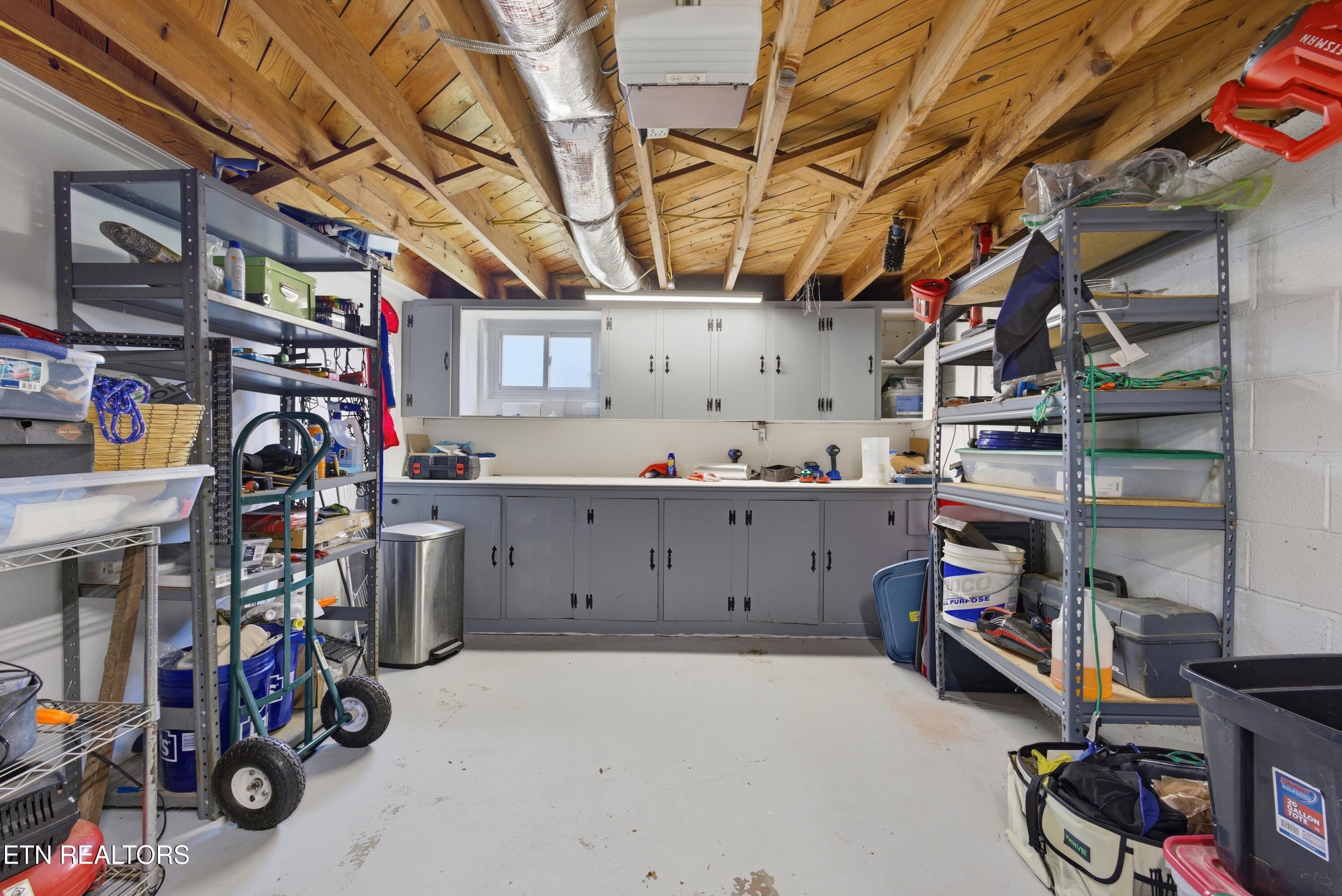 110 Hillcrest Drive