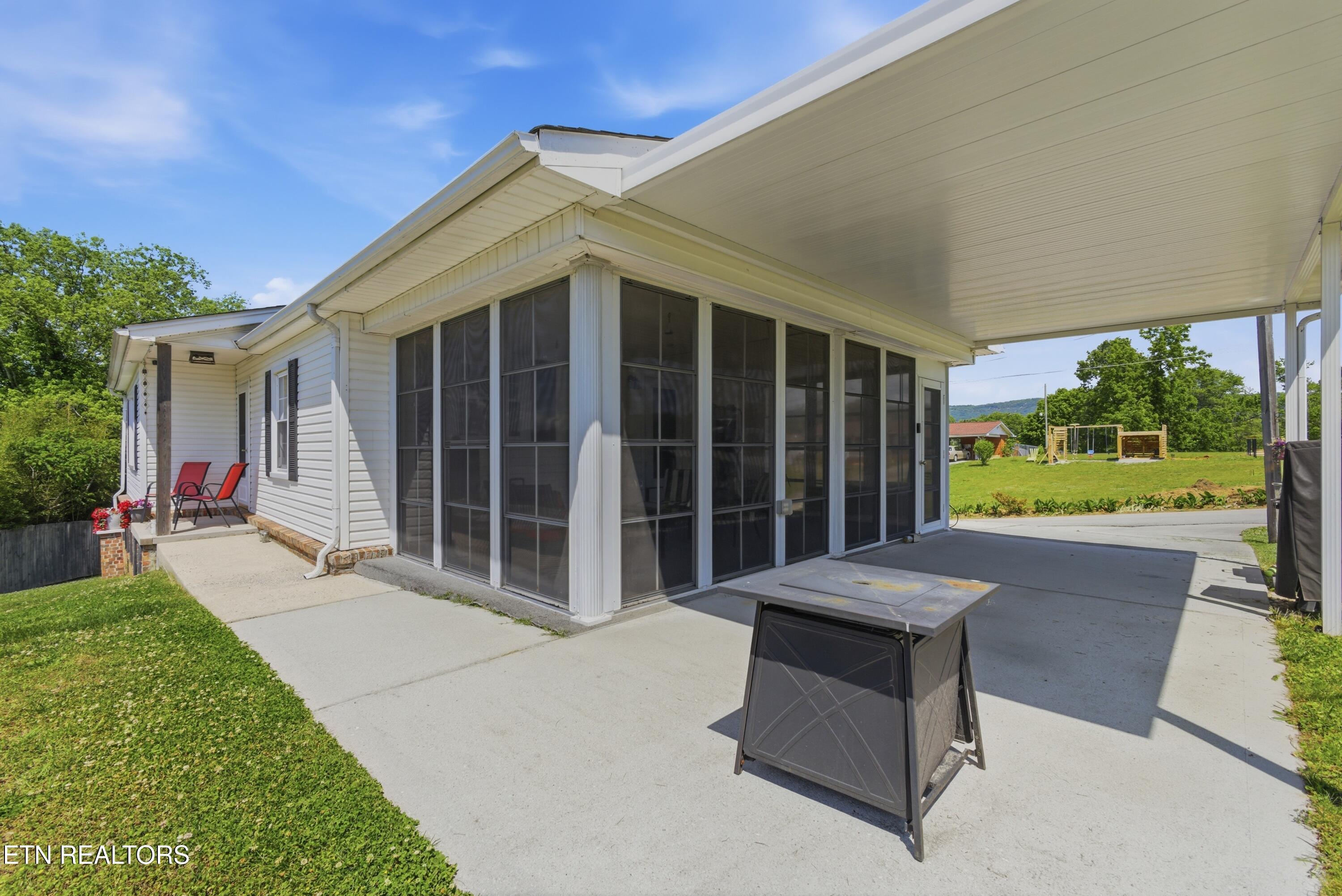 110 Hillcrest Drive