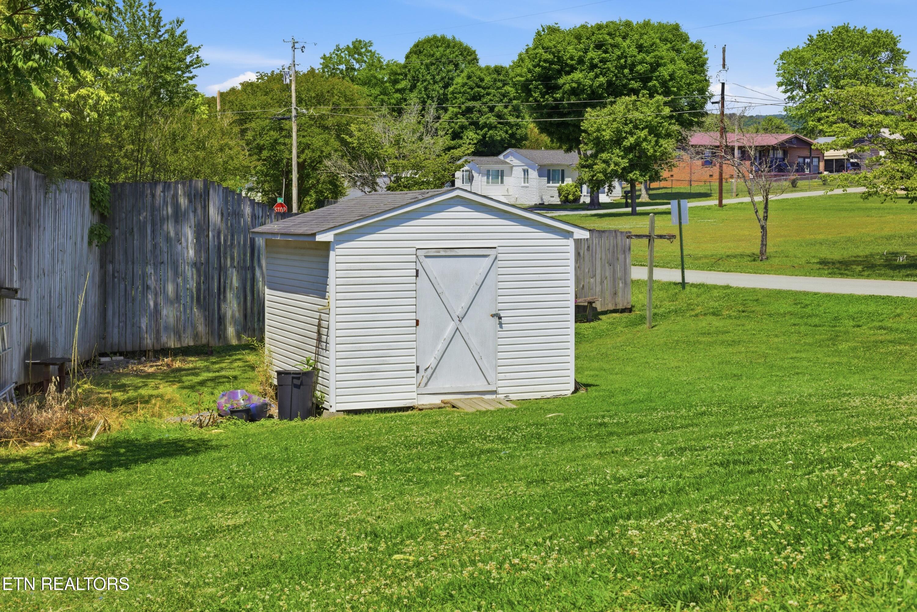 110 Hillcrest Drive