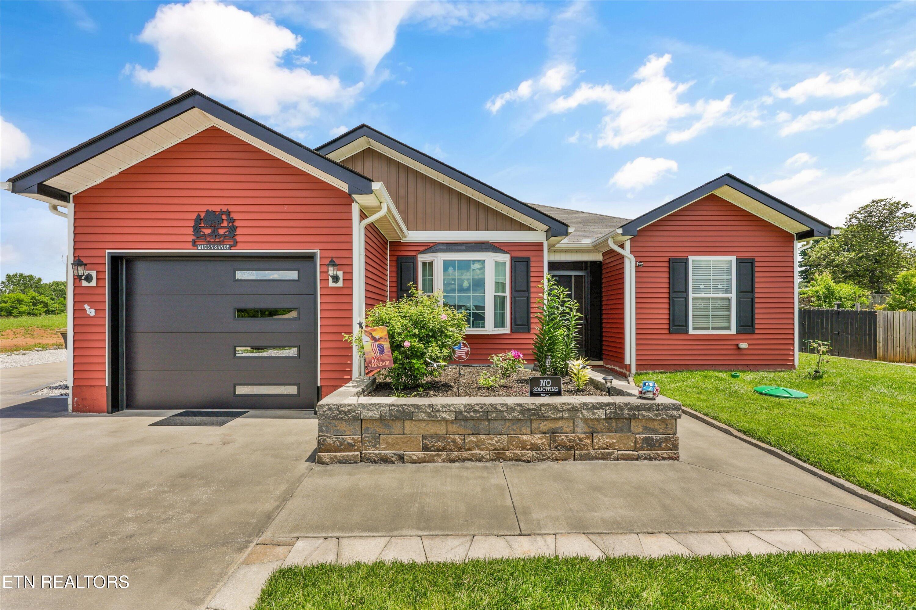 126 Hartfield Lane