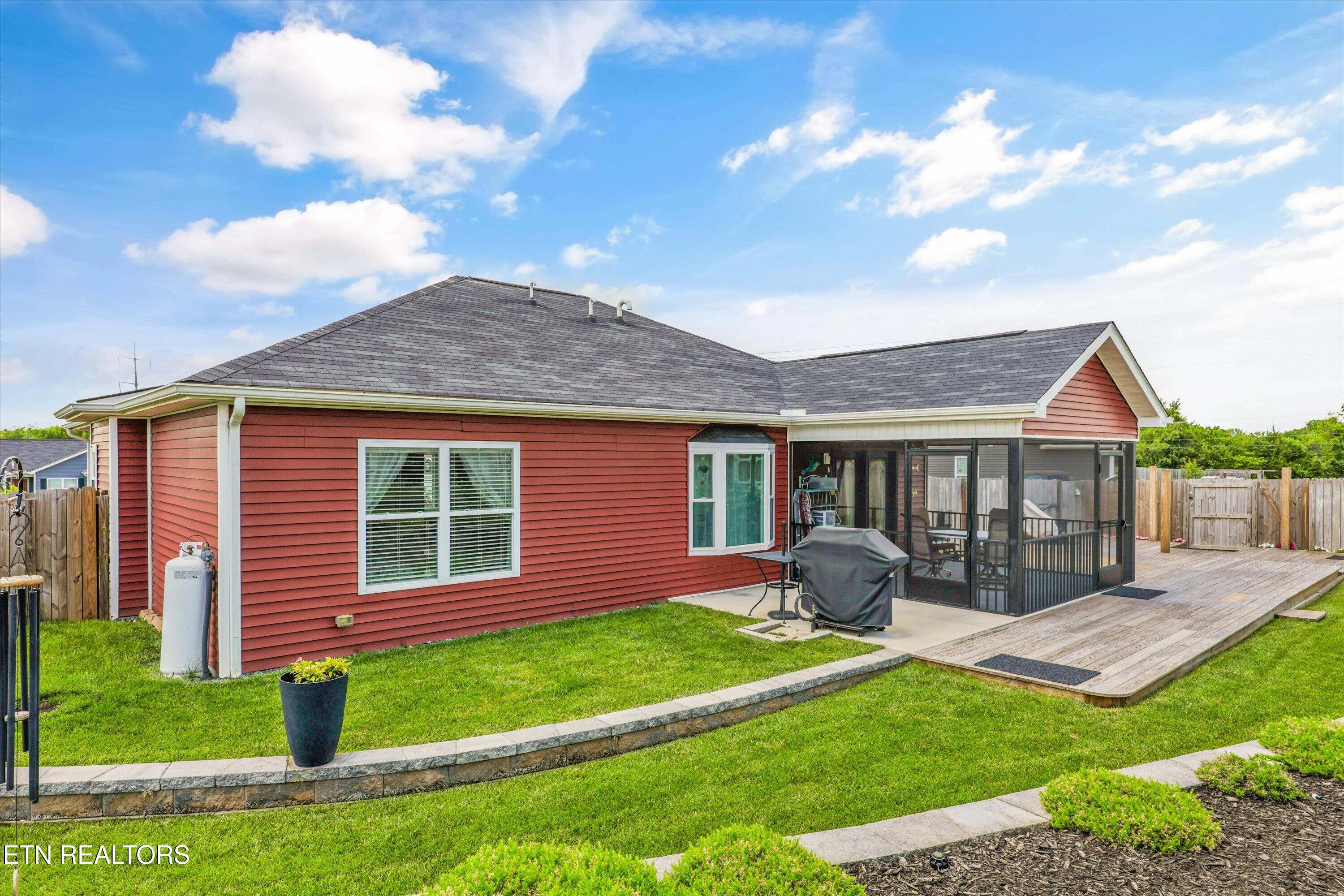 126 Hartfield Lane