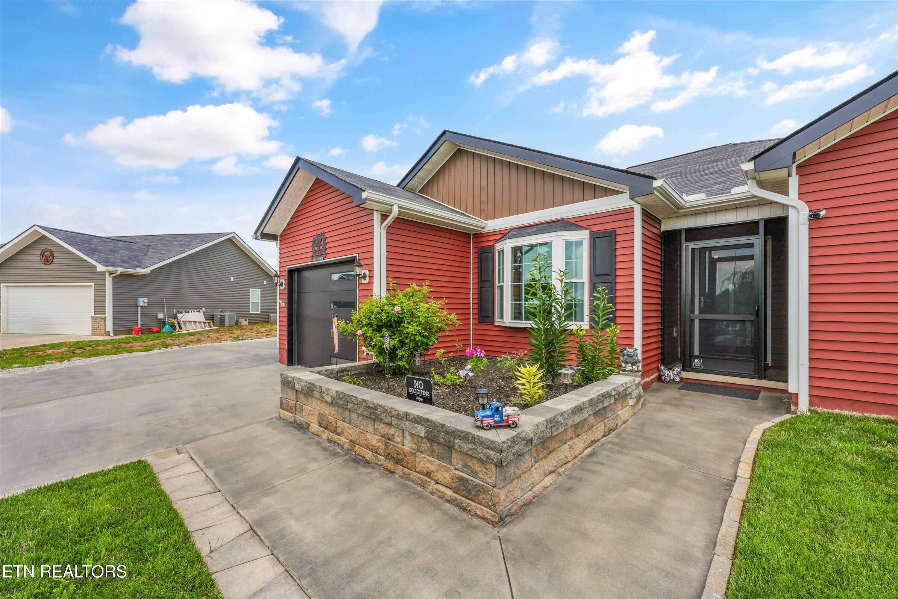 126 Hartfield Lane