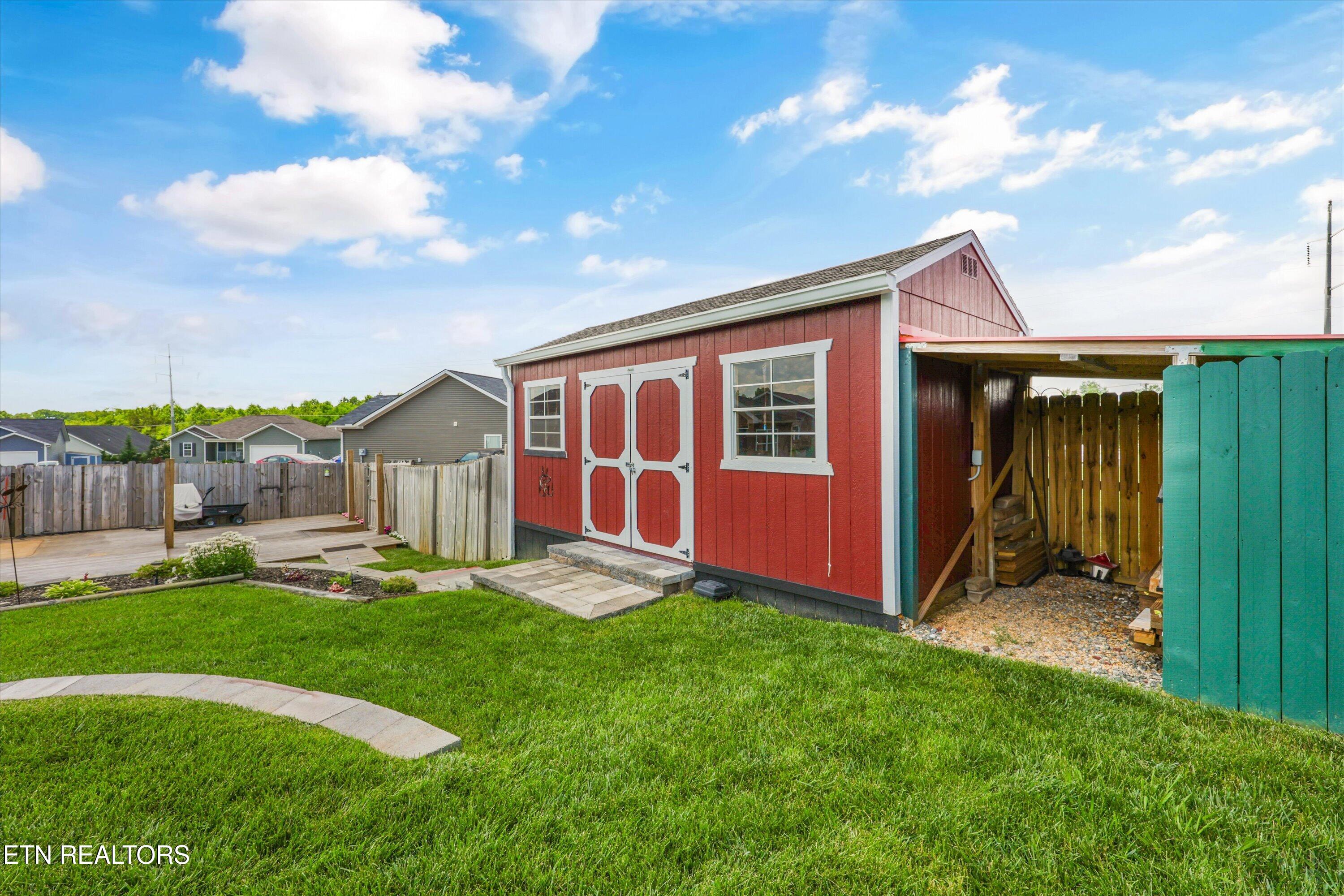 126 Hartfield Lane
