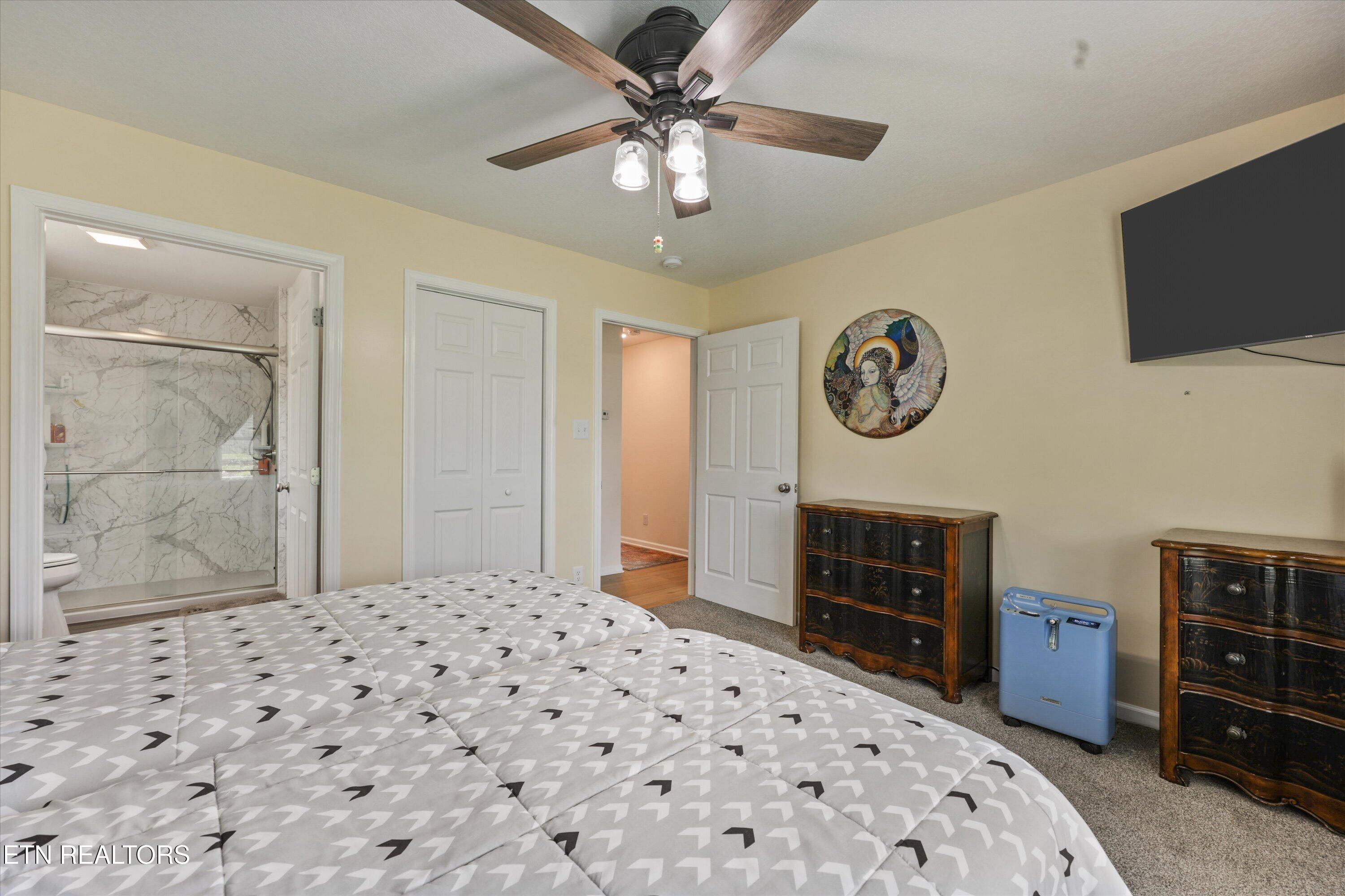 126 Hartfield Lane