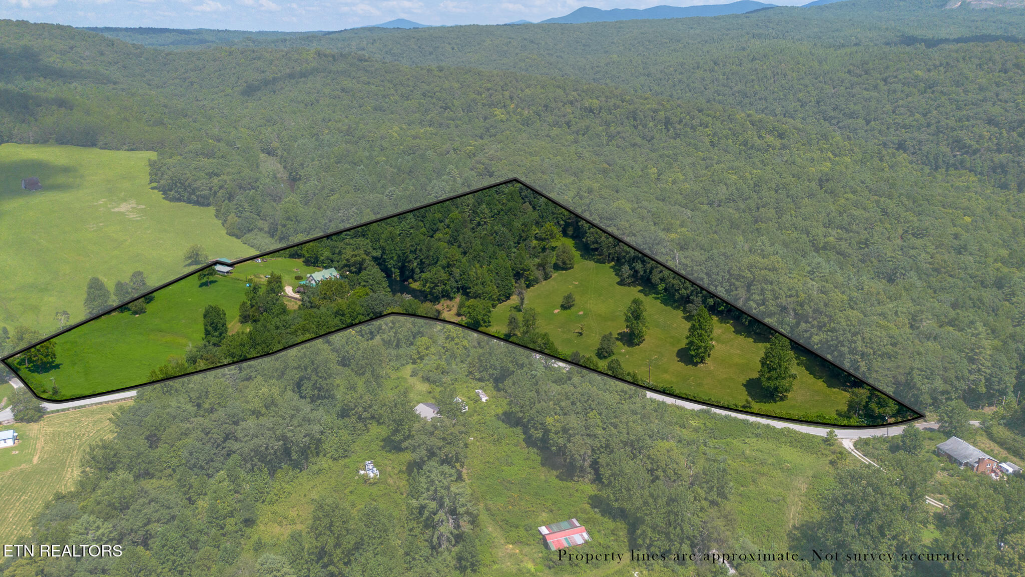 2020 Deermont Rd