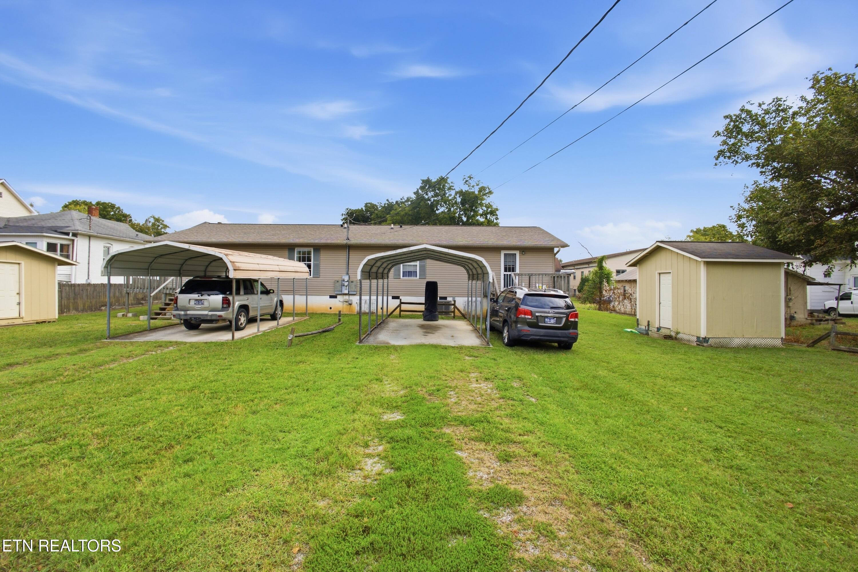 309 Carter Ave
