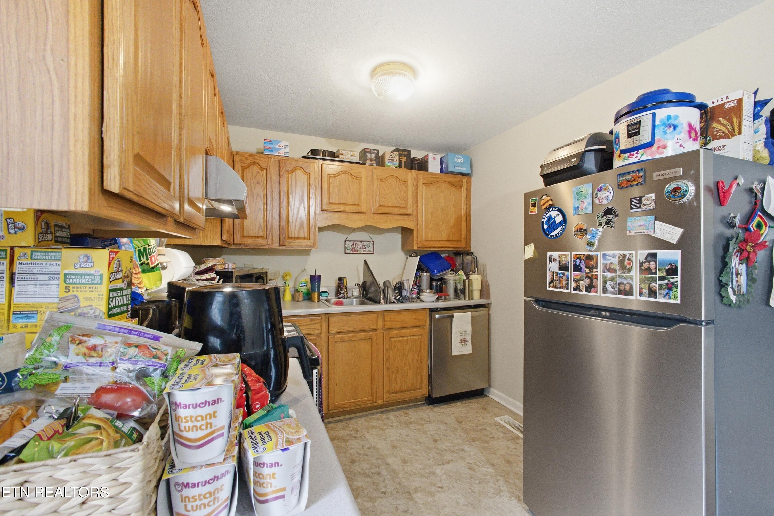 309 Carter Ave