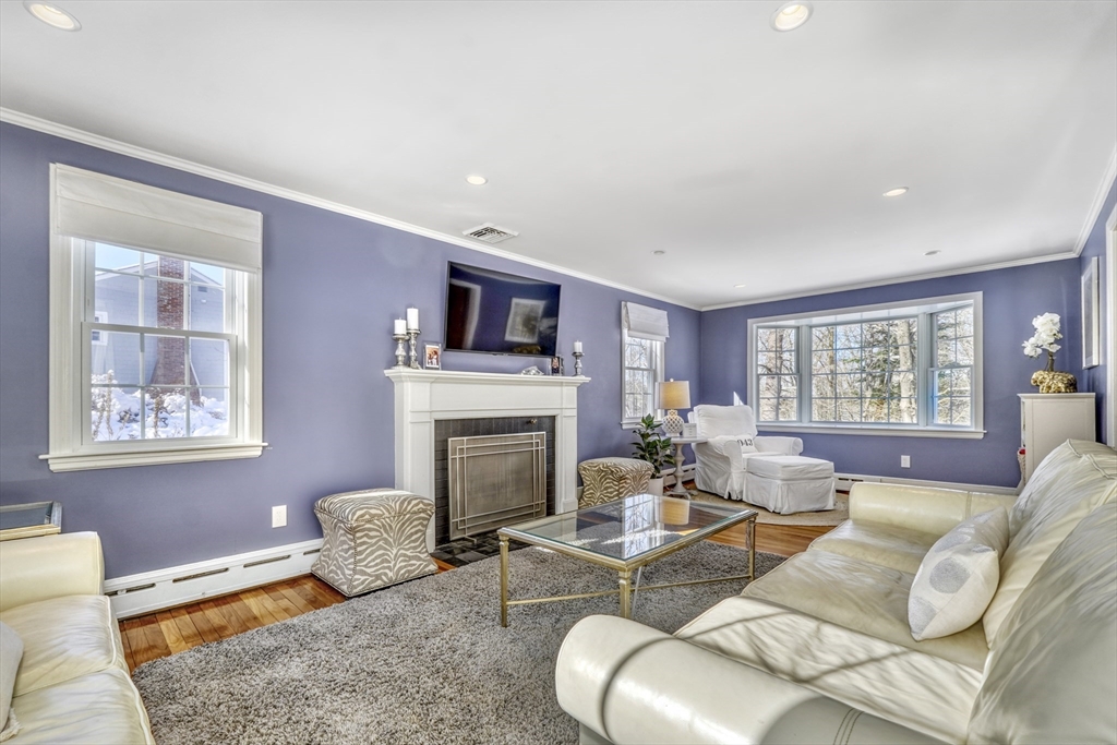 143 Gardner St