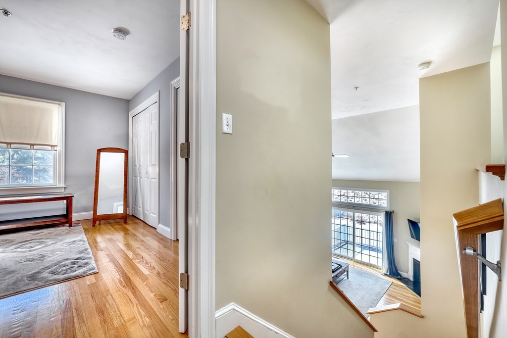 100 Lincoln Street # 14
