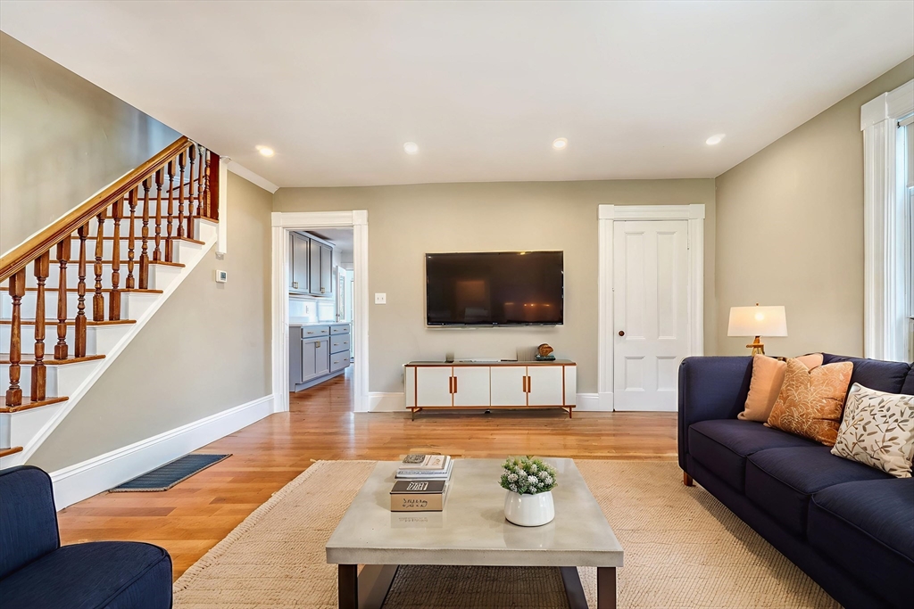 83 Concord Ave # 1