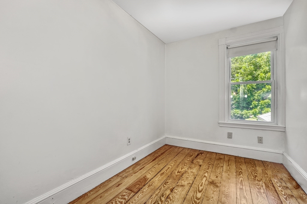 83 Concord Ave # 1