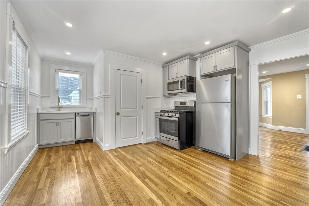 83 Concord Ave # 1