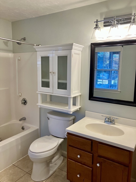 22 Short St # 1, Norwood Unit: 1