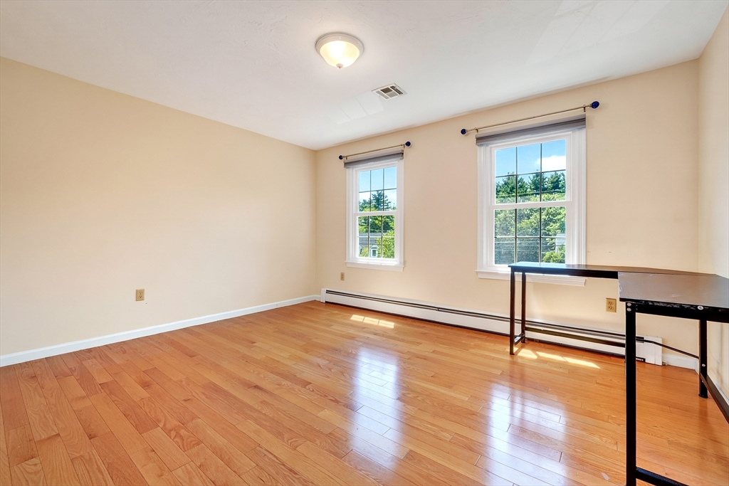 8 Saddle Way