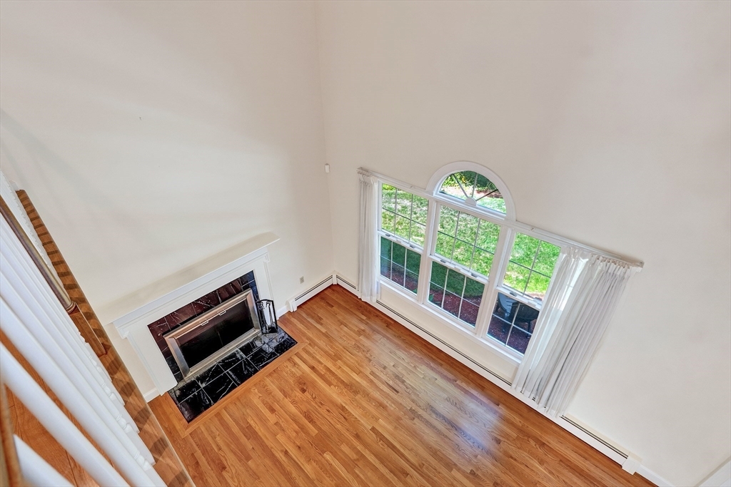 8 Saddle Way