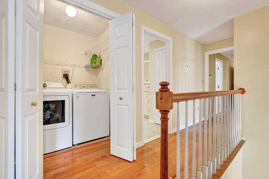 8 Saddle Way