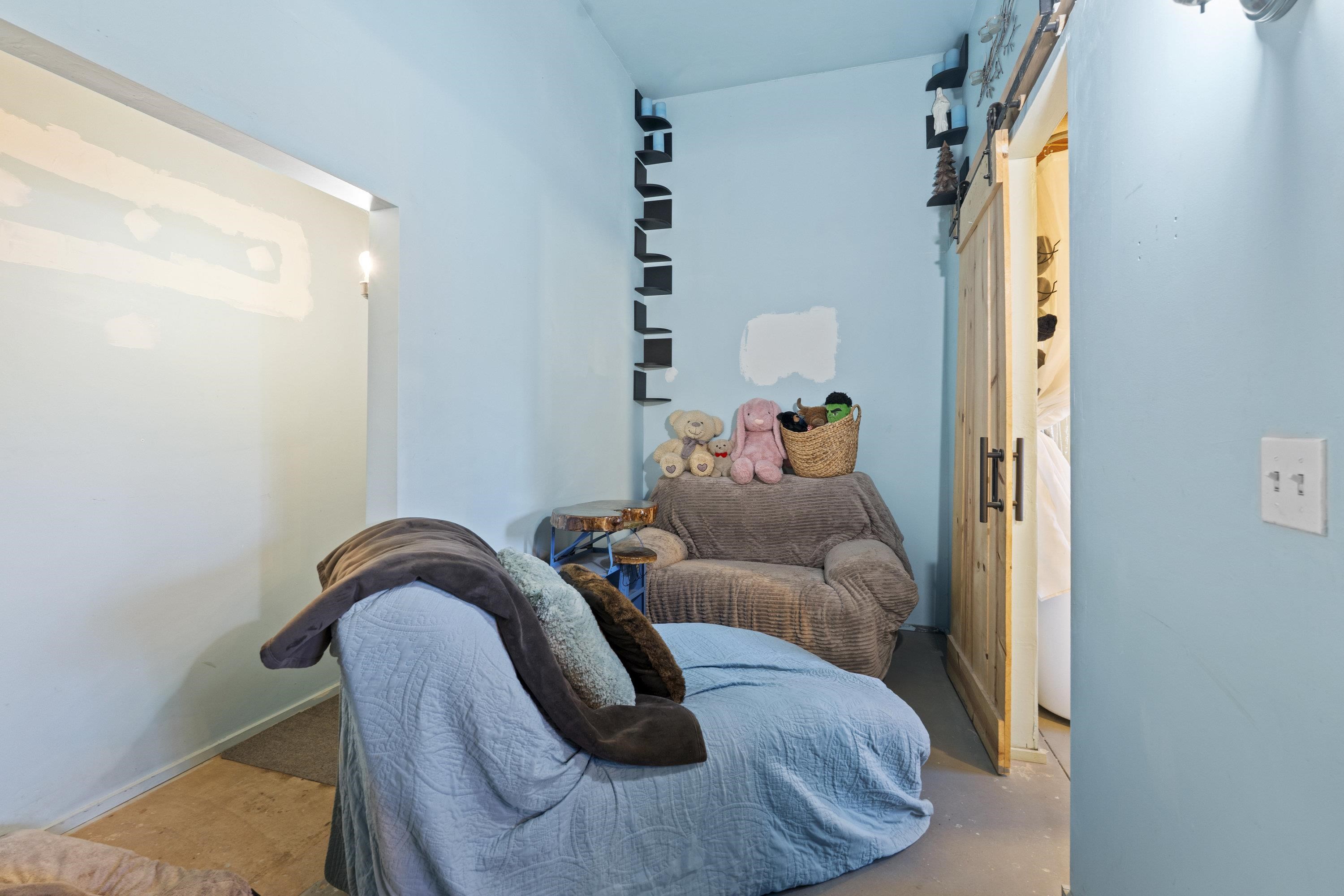 6690 Highway 291 Hwy