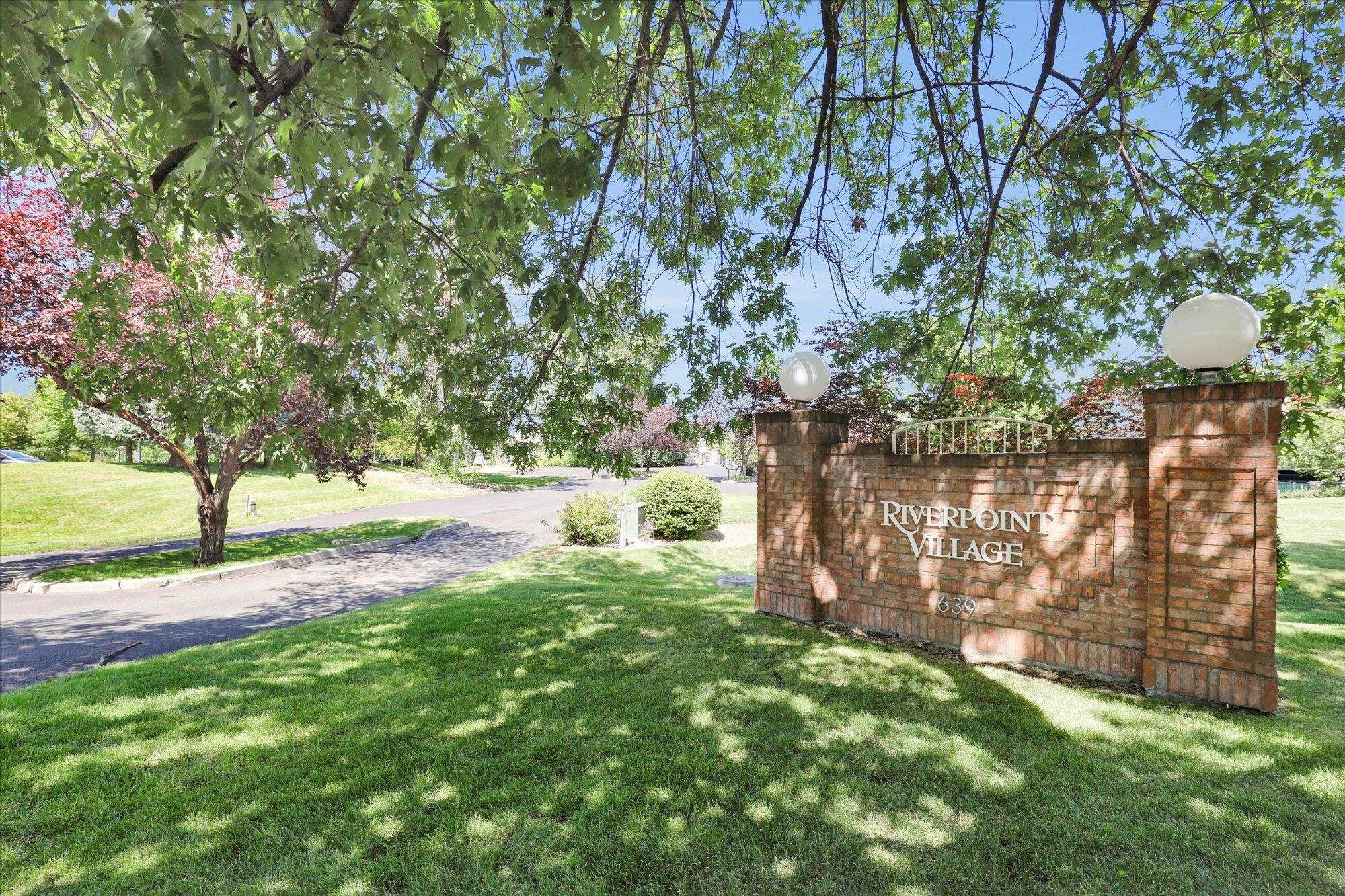 639 N Riverpoint Blvd