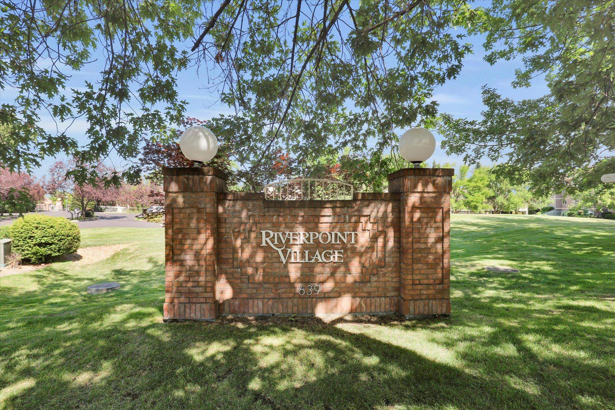 639 N Riverpoint Blvd