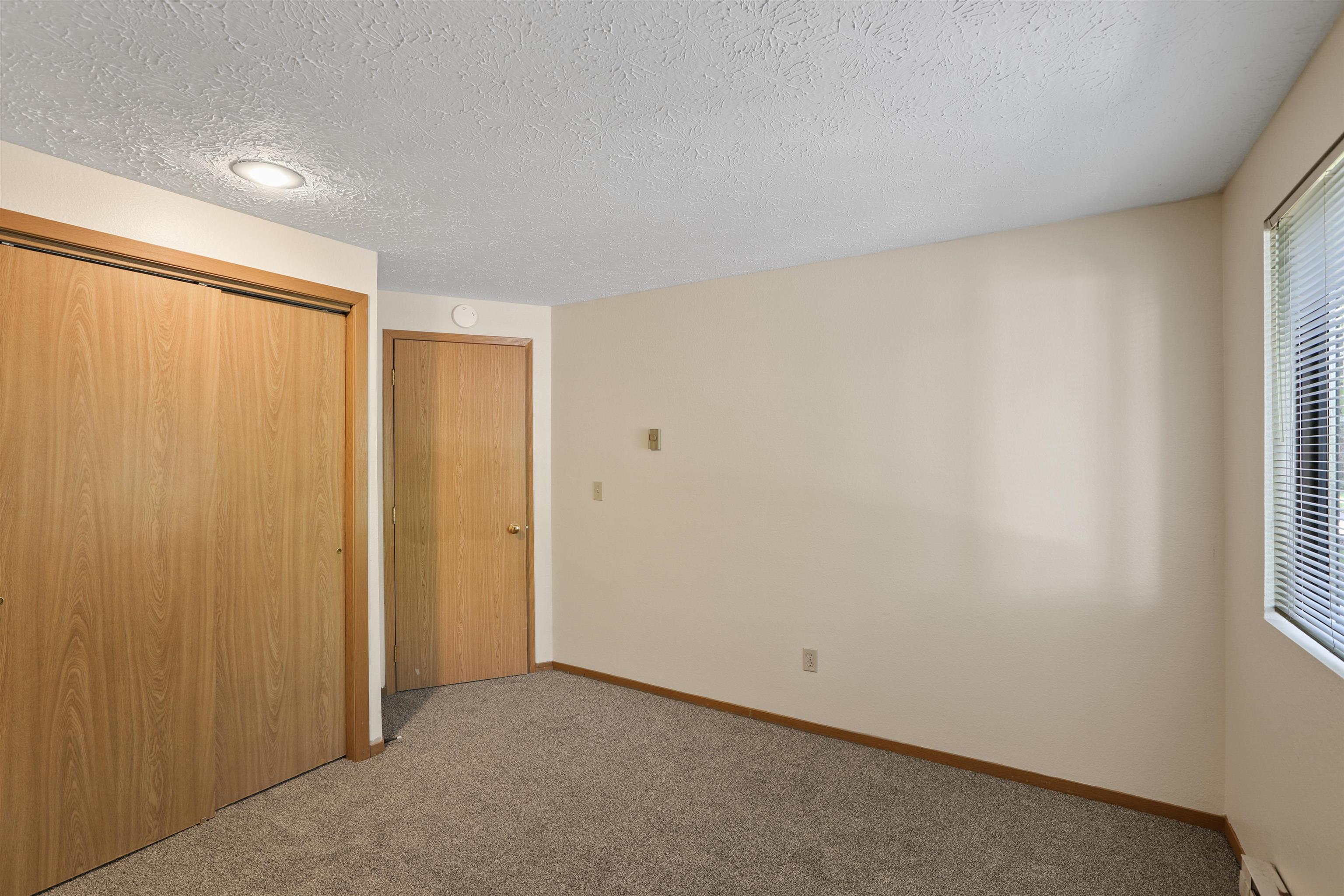 1711 W 7th Ave
