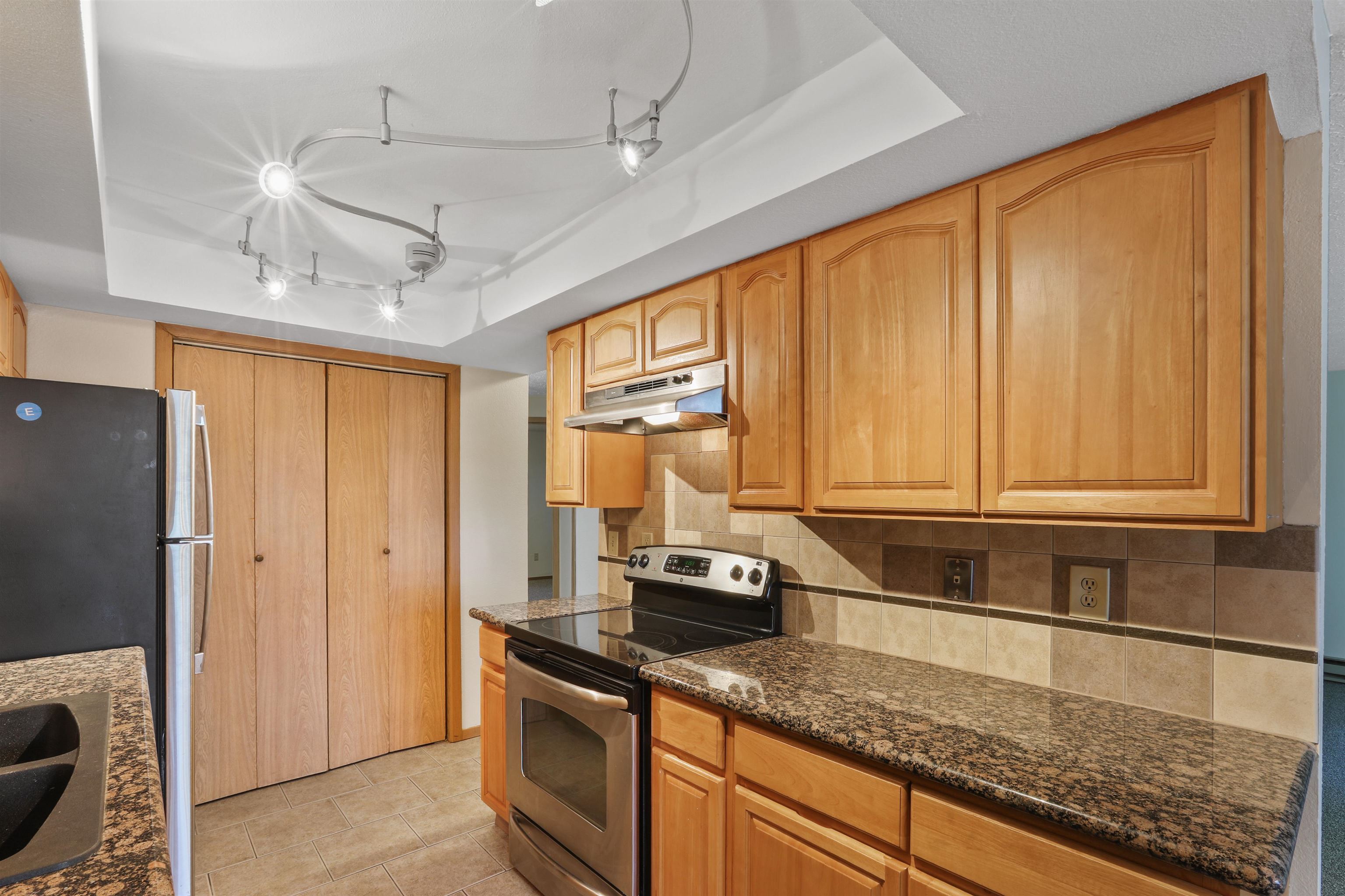 1711 W 7th Ave