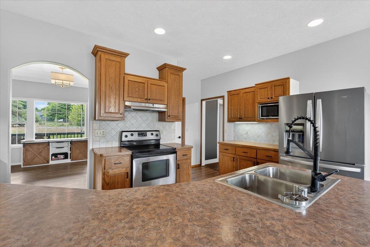 4620 E Orchard Rd