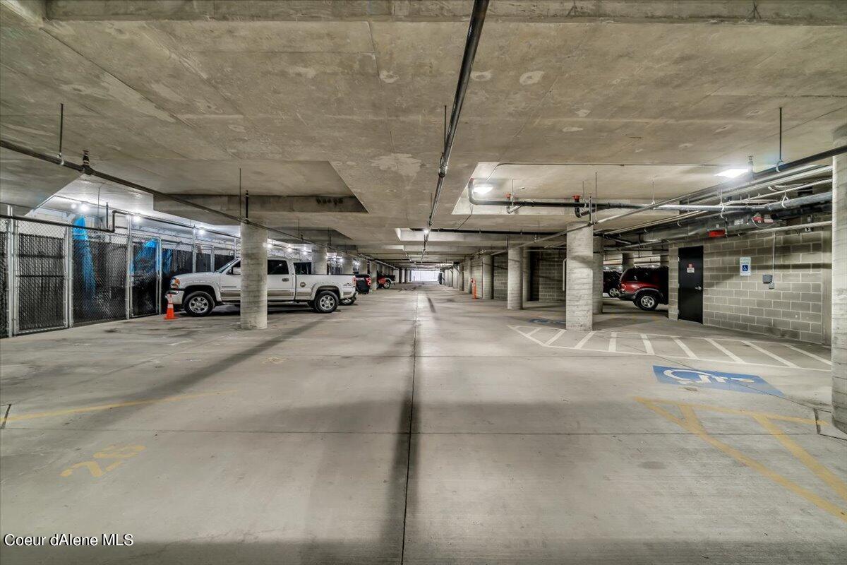 1884 W Bellerive Lane #413