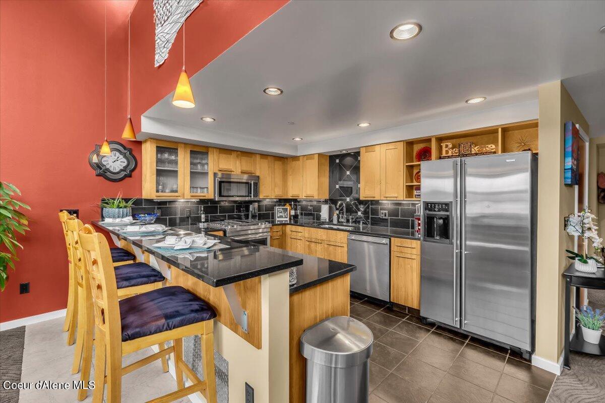 1884 W Bellerive Lane #413