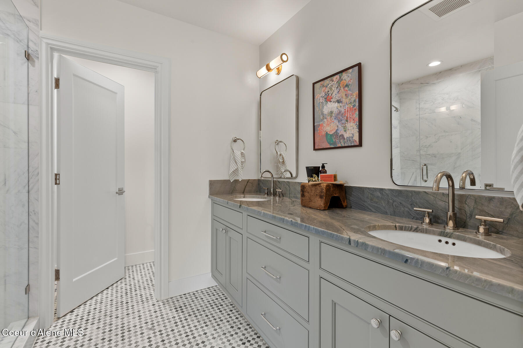 721 W Garden Ave, Coeur d'Alene