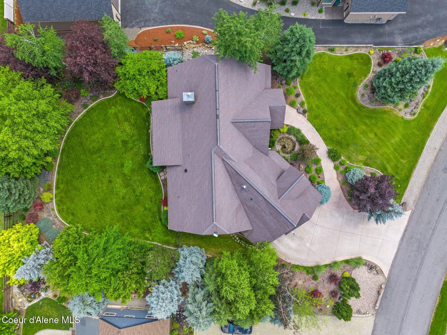 12752 N PEBBLE CREEK DR